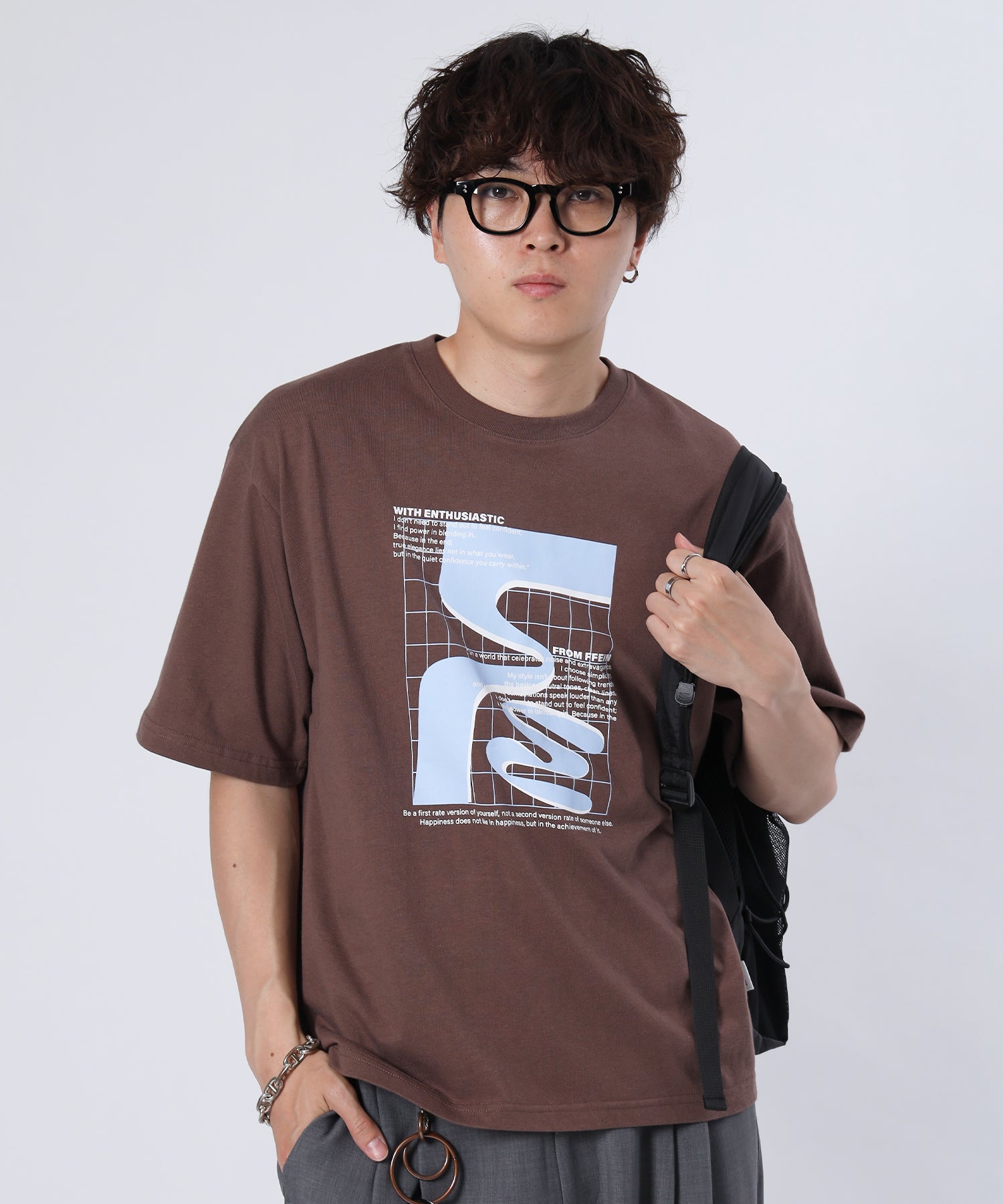 モデル:H178 Size:L モカ