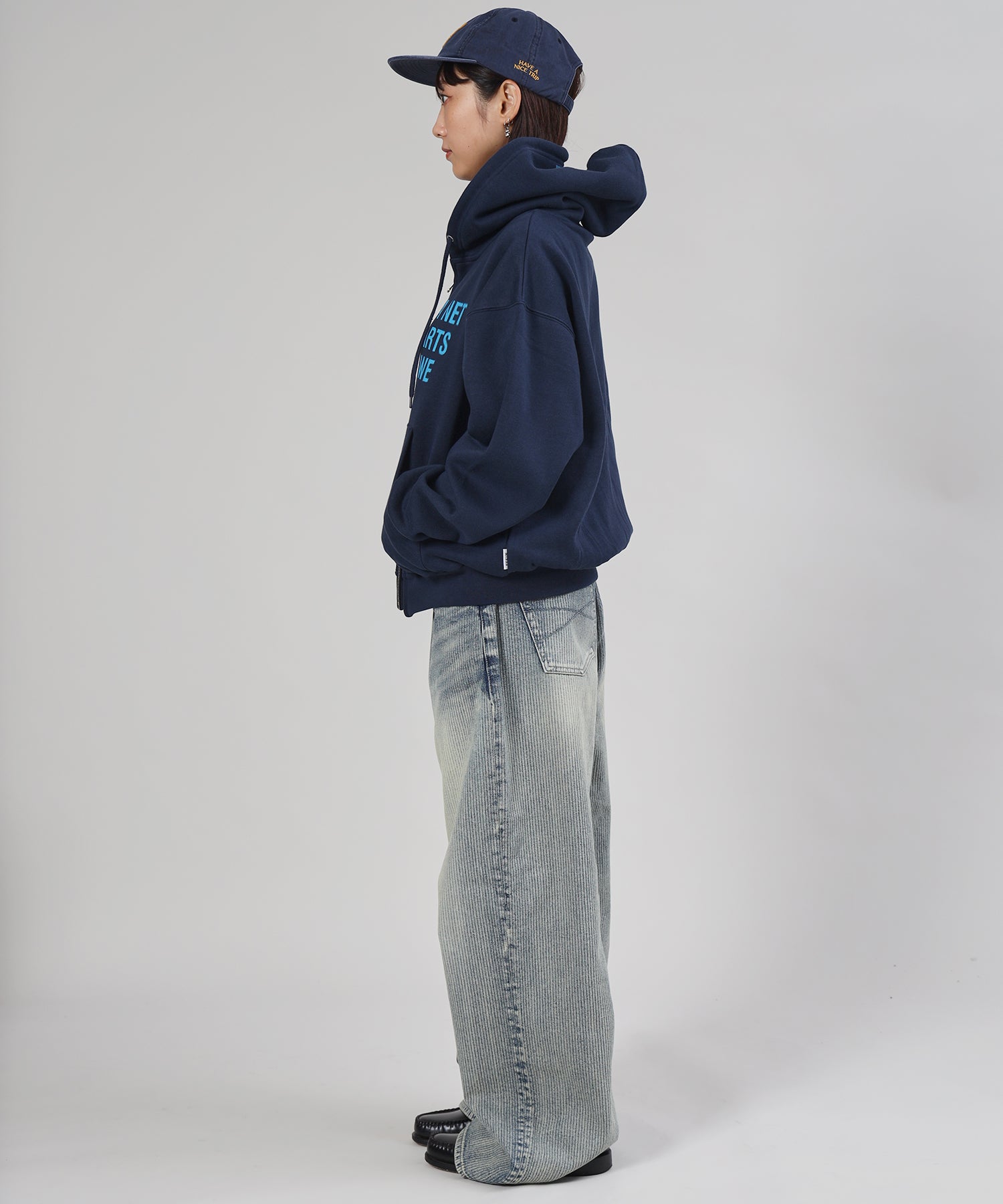 モデル:H163 Size : S ネイビー