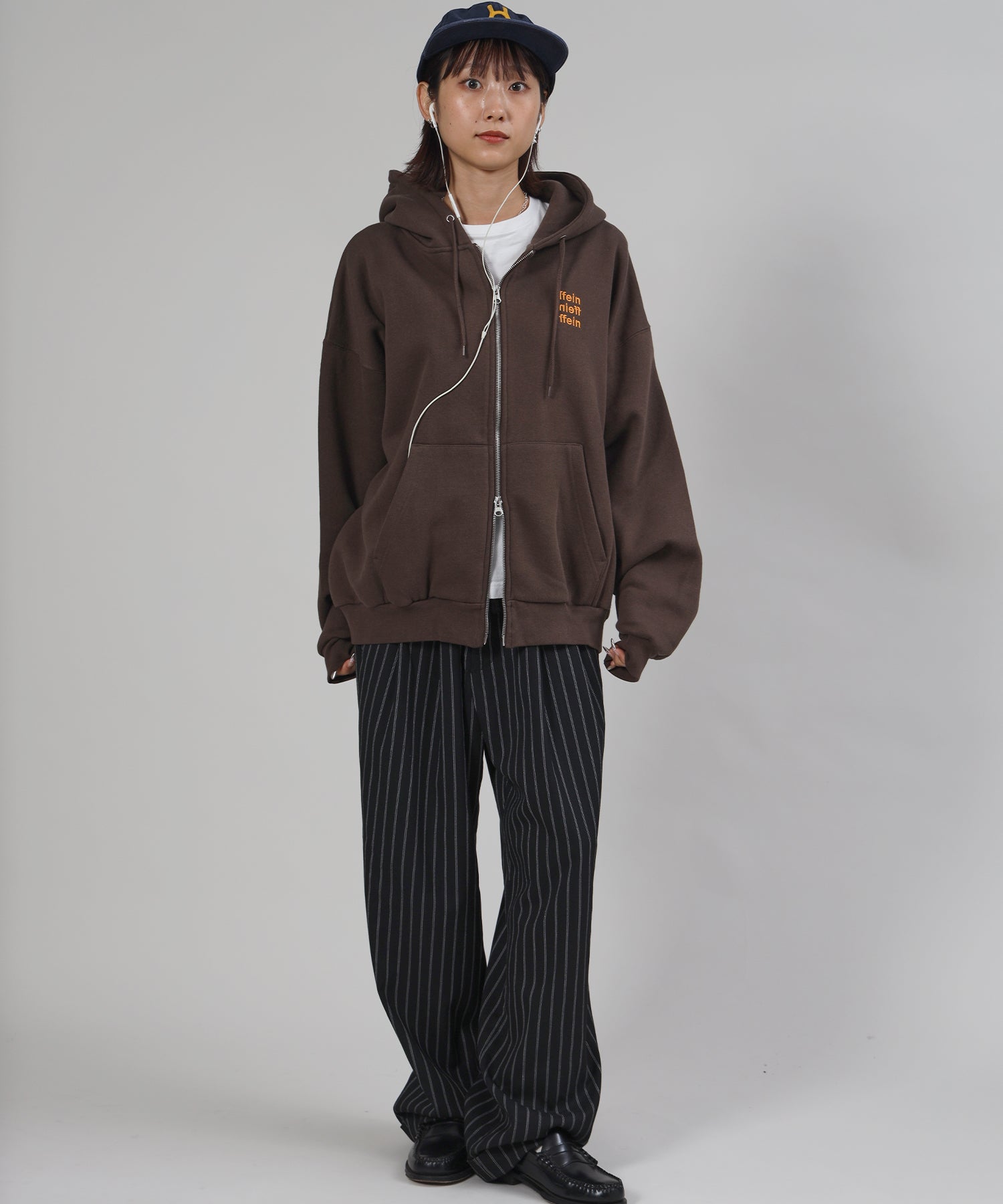 モデル:H163 Size : L ブラウン