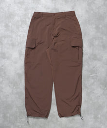 ナイロンテックワイドカーゴパンツ / ドローコード ブロークコア シティガール シティボーイ ワンポイント シンプル ノームコア ブラウン