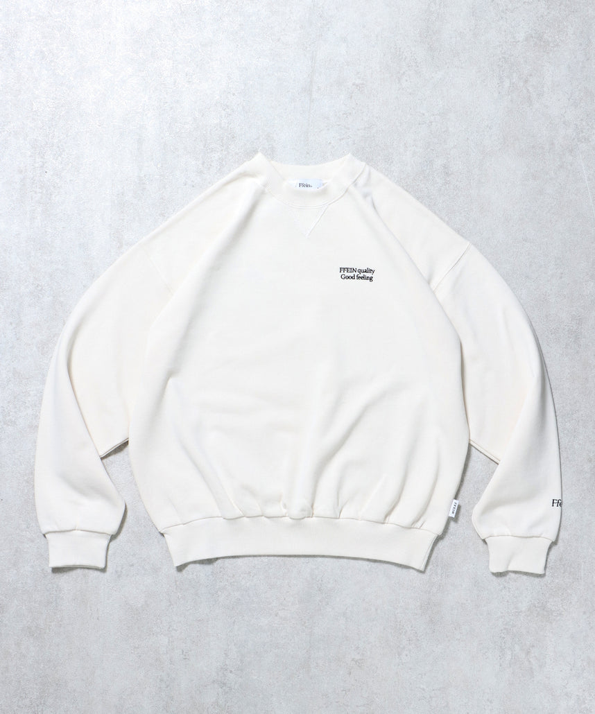 ワンポイントロゴプルオーバースウェット / 刺繍 ワンポイント シンプル ノームコア 綺麗目 シティガール シティボーイ 裏起毛 オフホワイト