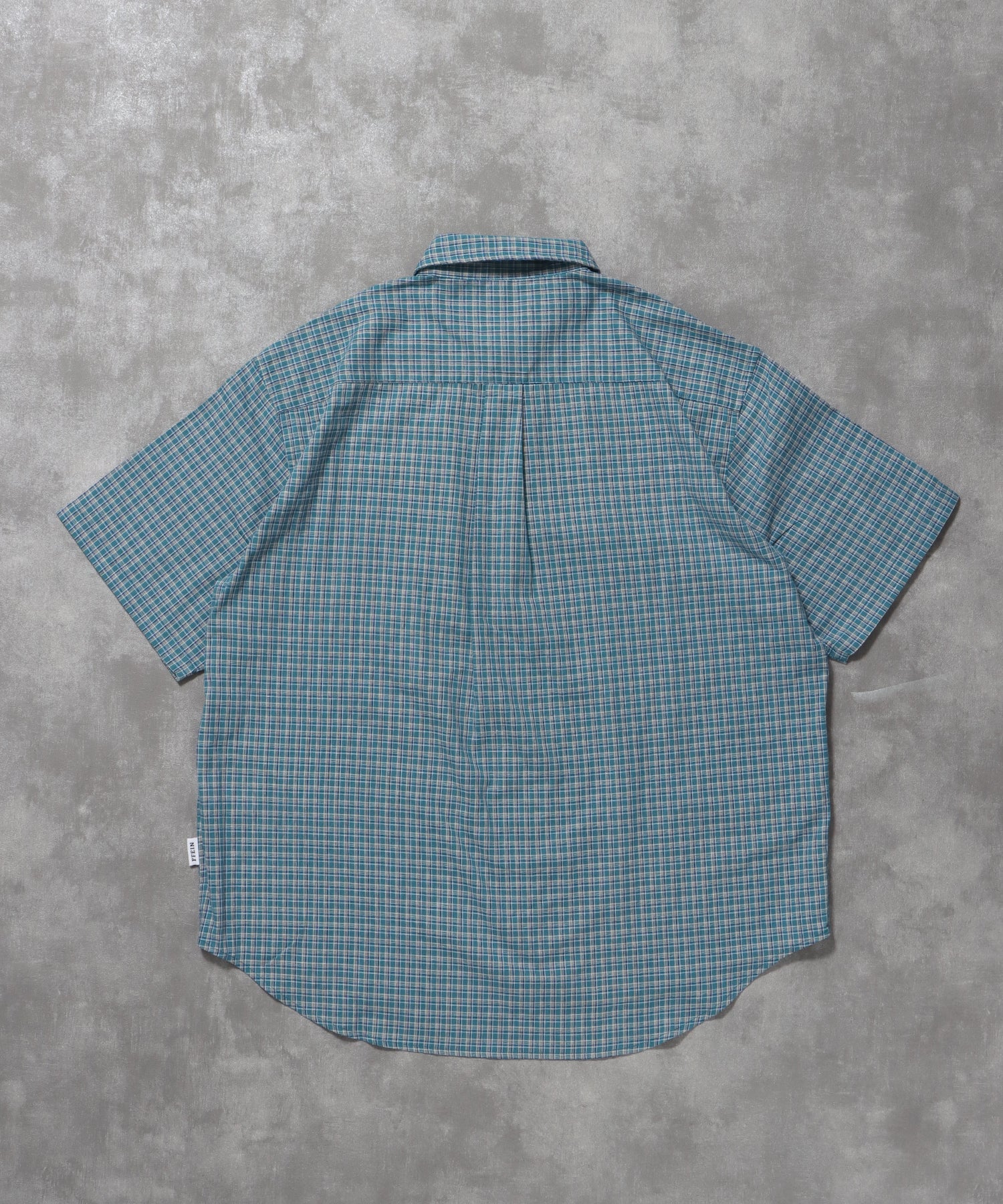 ワンポイント刺繍オーバーサイズ半袖シャツ / 半袖 シャツ レギュラー 刺繍 ワンポイント シンプル グリーン