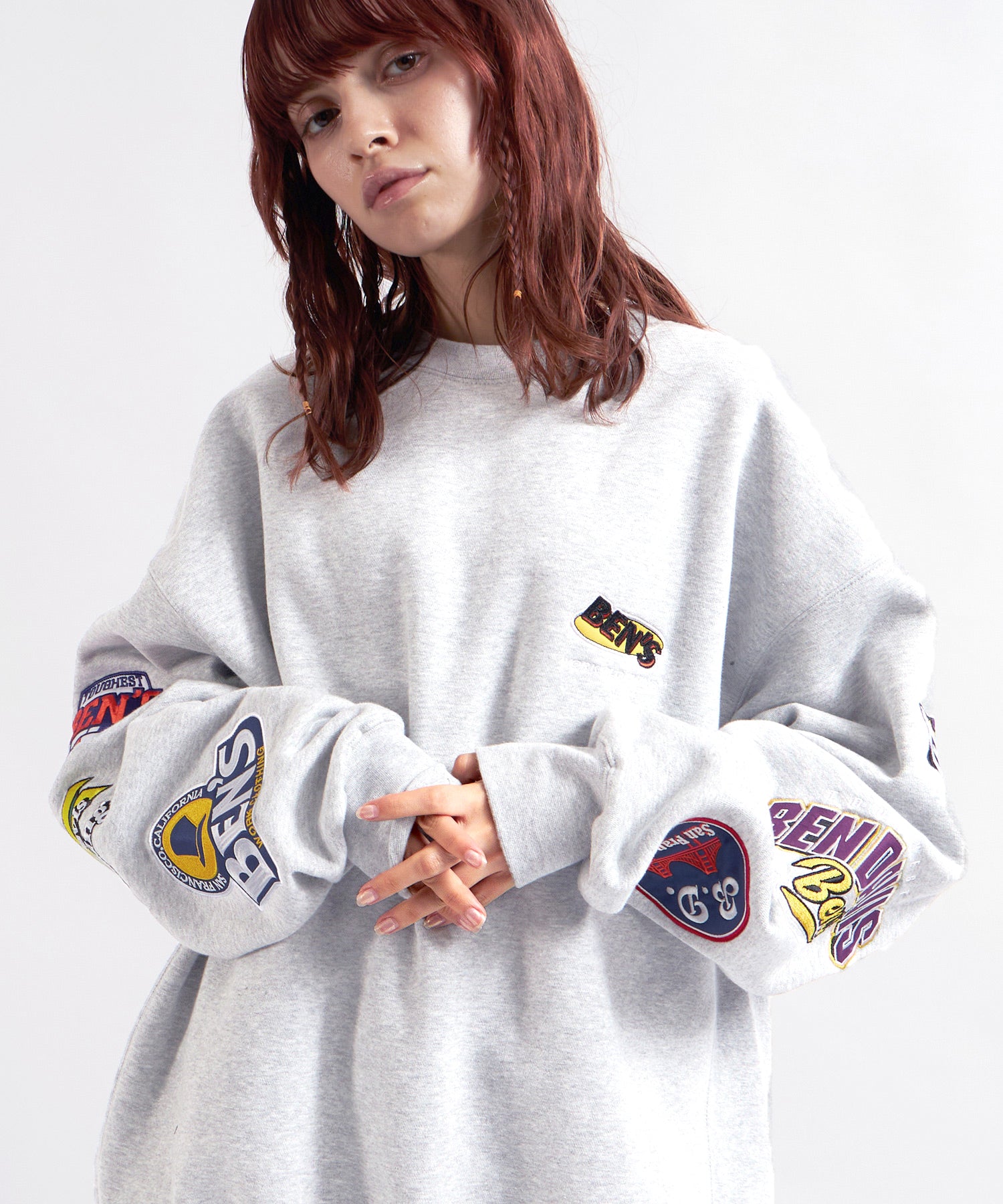 CHAMPIONSHIP PATCHED CREW NECK SWEAT / 袖ワッペン 刺繍 古着風 クルーネック スウェット アッシュグレー