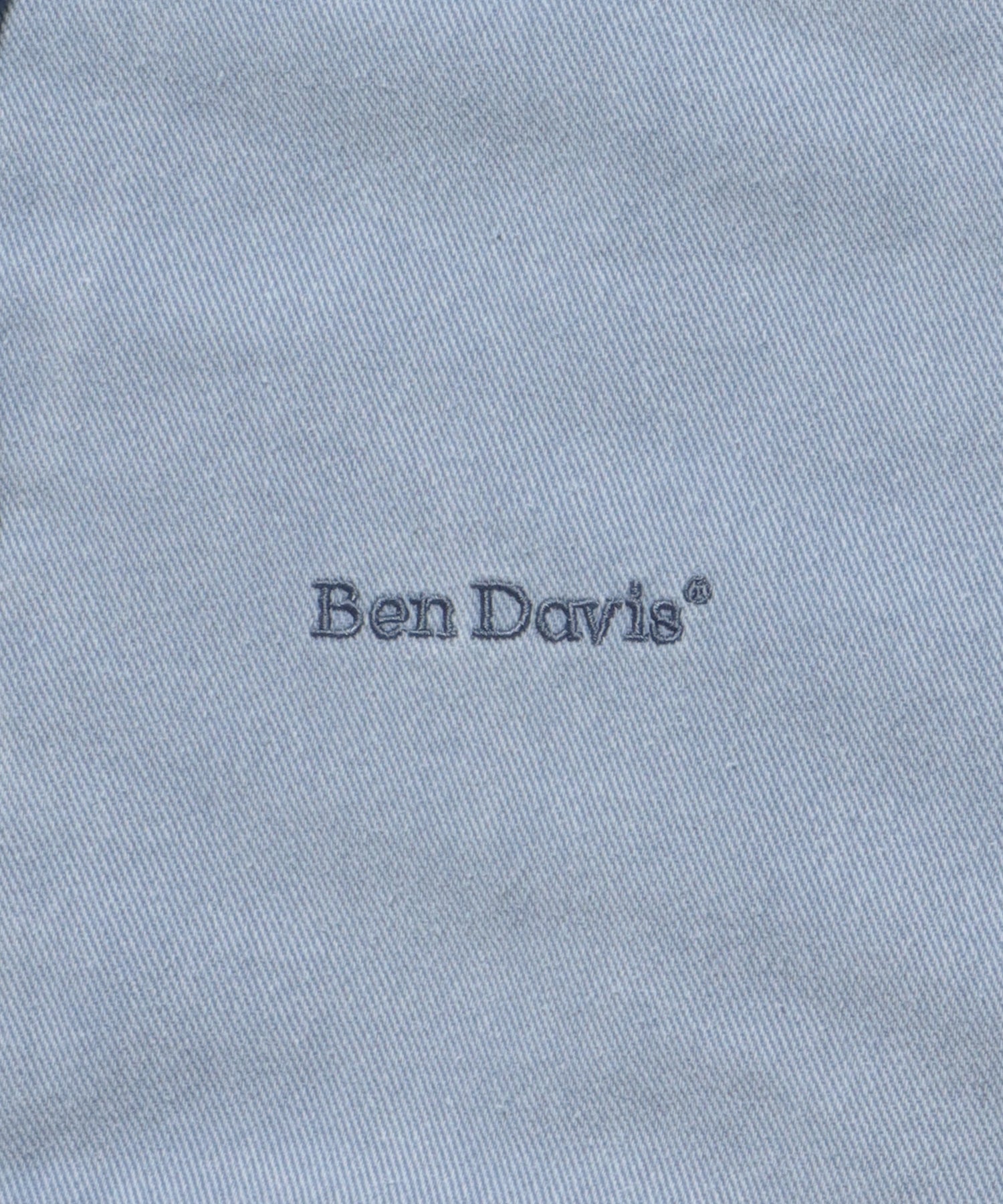 【BEN DAVIS(ベンデイビス)】 BLEACHED WORKERS PARKA / ワイド ジップ ロゴ 刺繍 パーカー サックスブルー