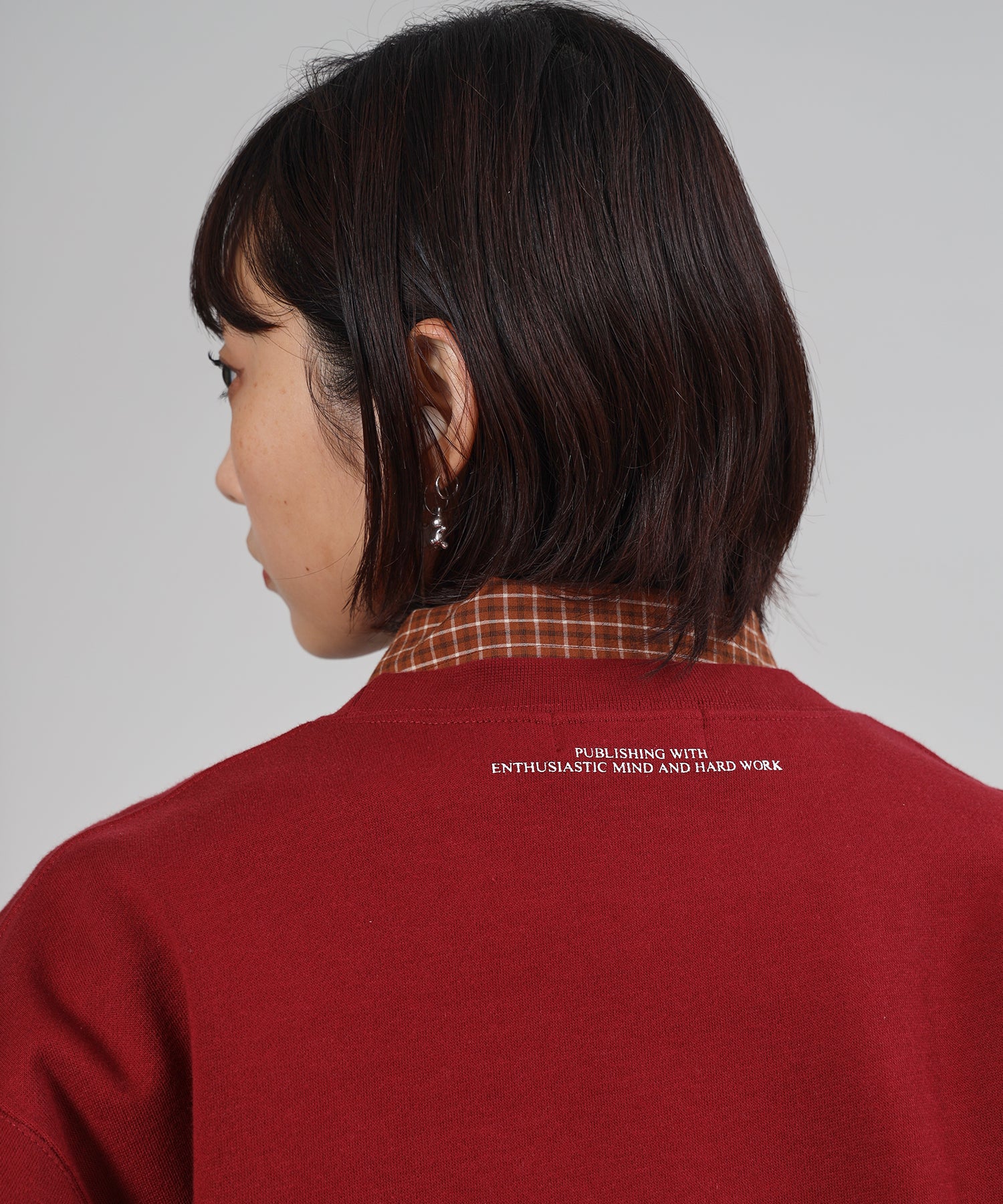 モデル:H163 Size : M レッド