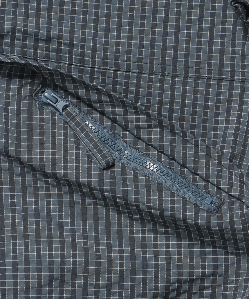 3段ロゴチェックマウンテンパーカー / ダブルジップ フーディ アウター ワンポイント ブルーグレー