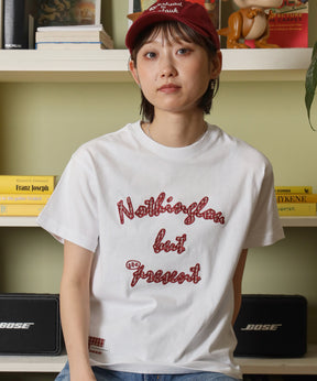 アップリケロゴショート丈Tシャツ/ Tシャツ クルーネック 半袖 プリント 刺繍 チェック 【短丈】 ホワイト