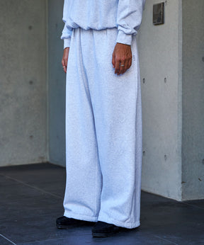 シンプルワイドストレートスウェットパンツ / 刺繍 ワンポイント シンプル ノームコア 綺麗目 セットアップ シティガール シティボーイ 裏起毛 アッシュグレー