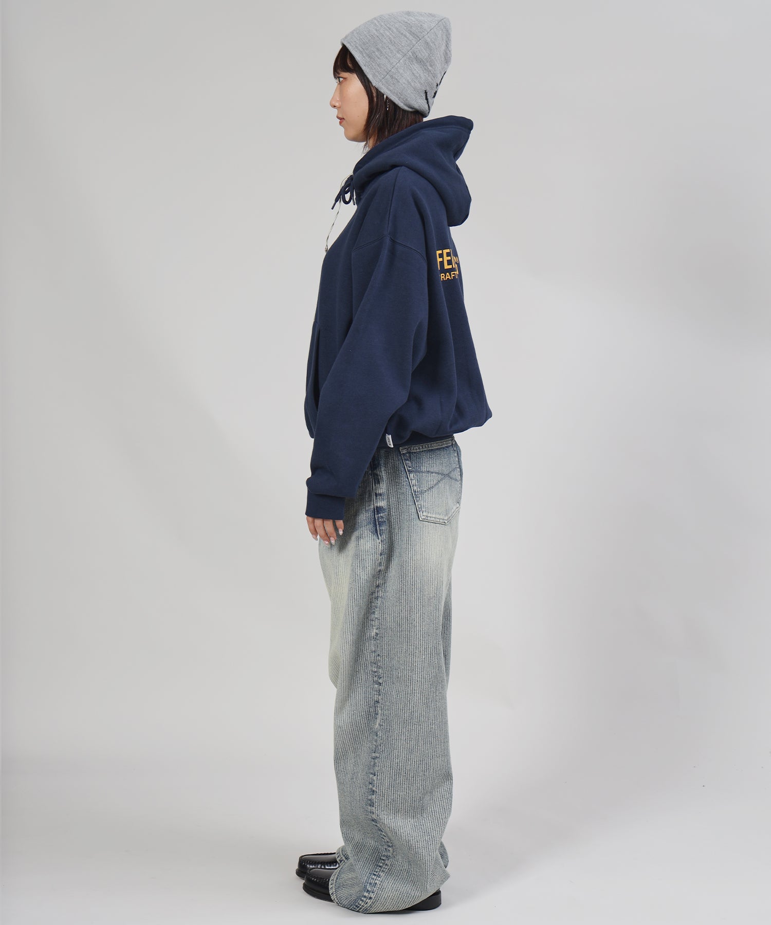 モデル:H163 Size : S ネイビー