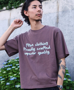 手書きロゴショート丈Tシャツ / Tシャツ クルーネック 半袖 プリント 手書きロゴ【短丈】 モカ