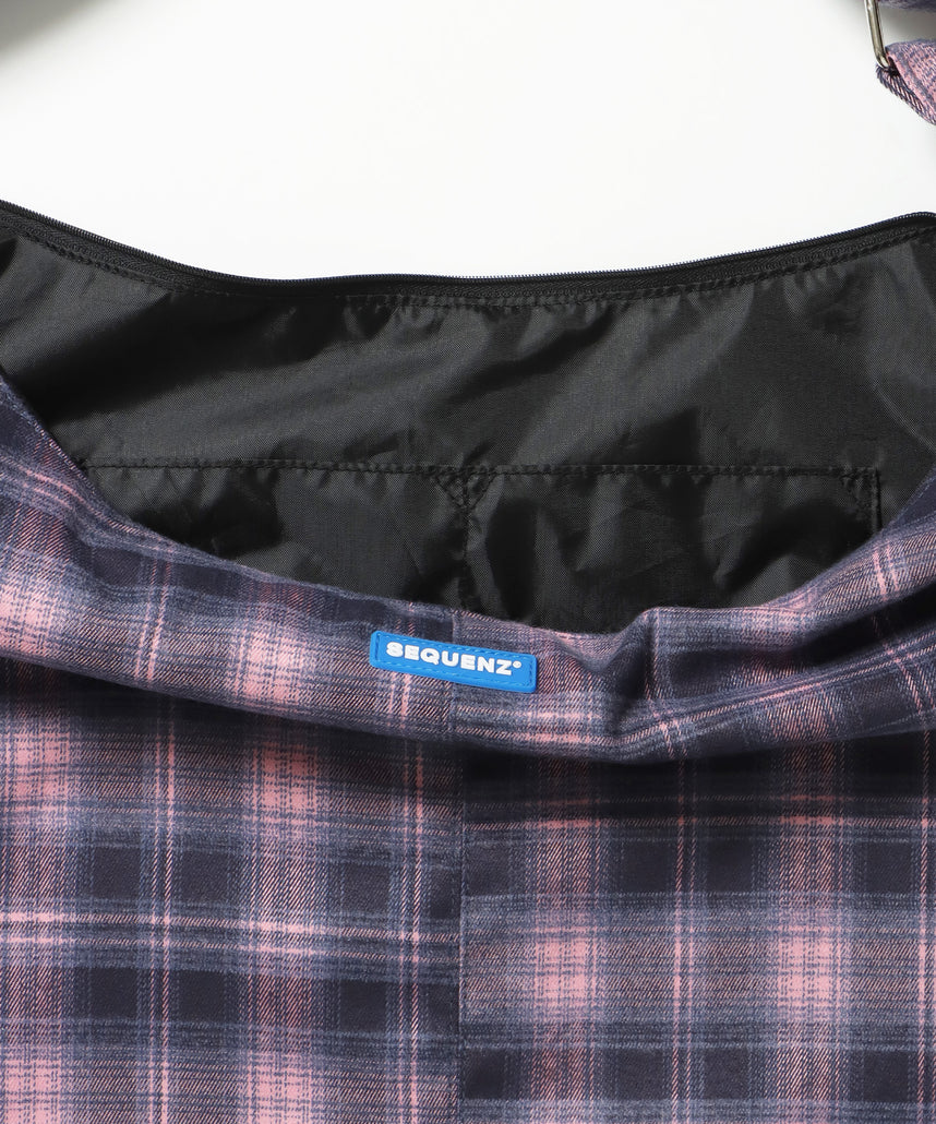 ≪予約商品≫SHOULDER GATHER BAG / テック ショルダーバッグ 調節可能 ドローコード ピンク