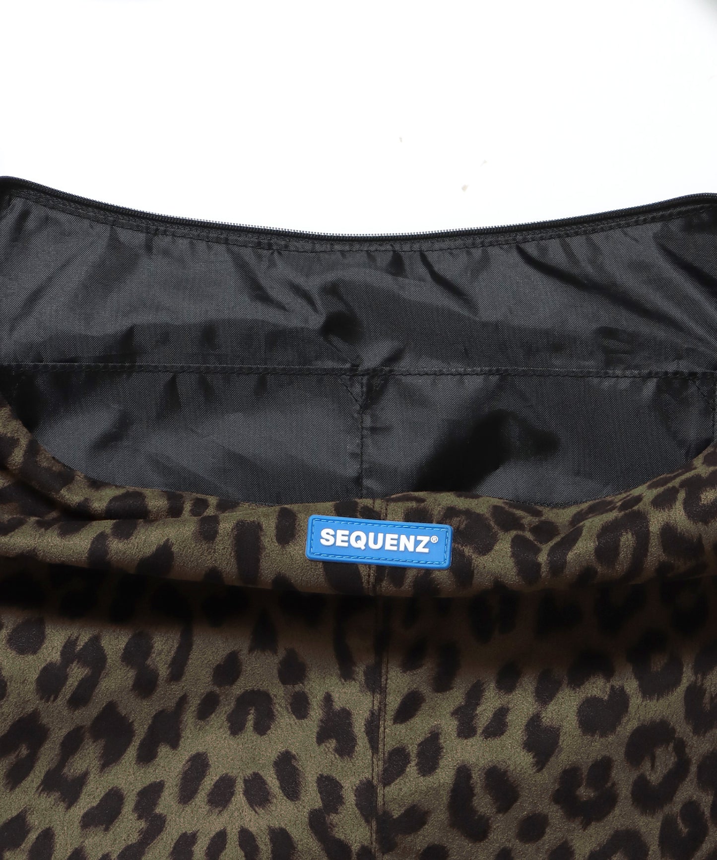 SHOULDER GATHER BAG / テック ショルダーバッグ 調節可能 ドローコード 柄82