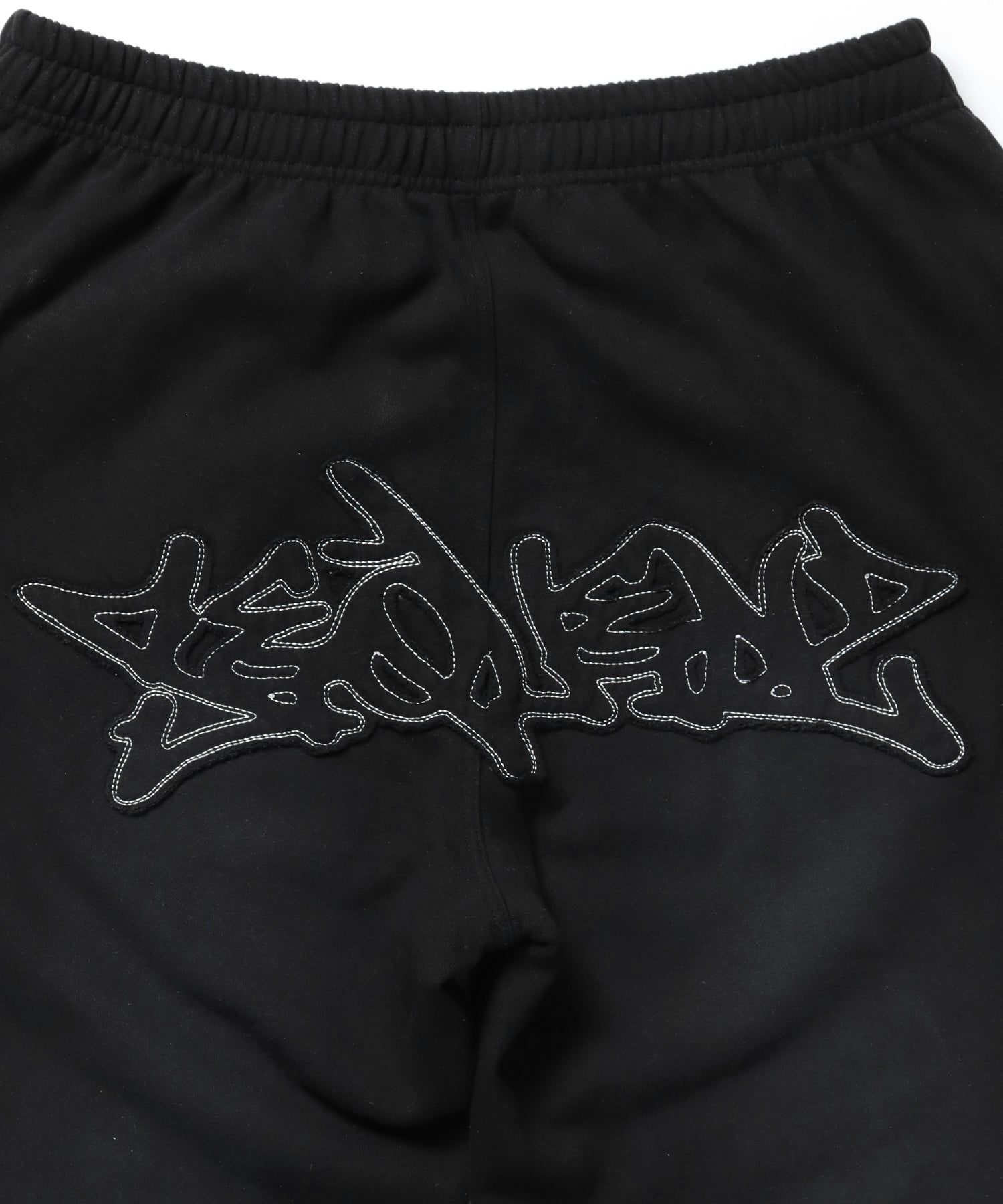 LOGO APPLIQUE SWEAT PANTS / フェード スウェット オーバーサイズ ヴィンテージライク 裏起毛 ブラック