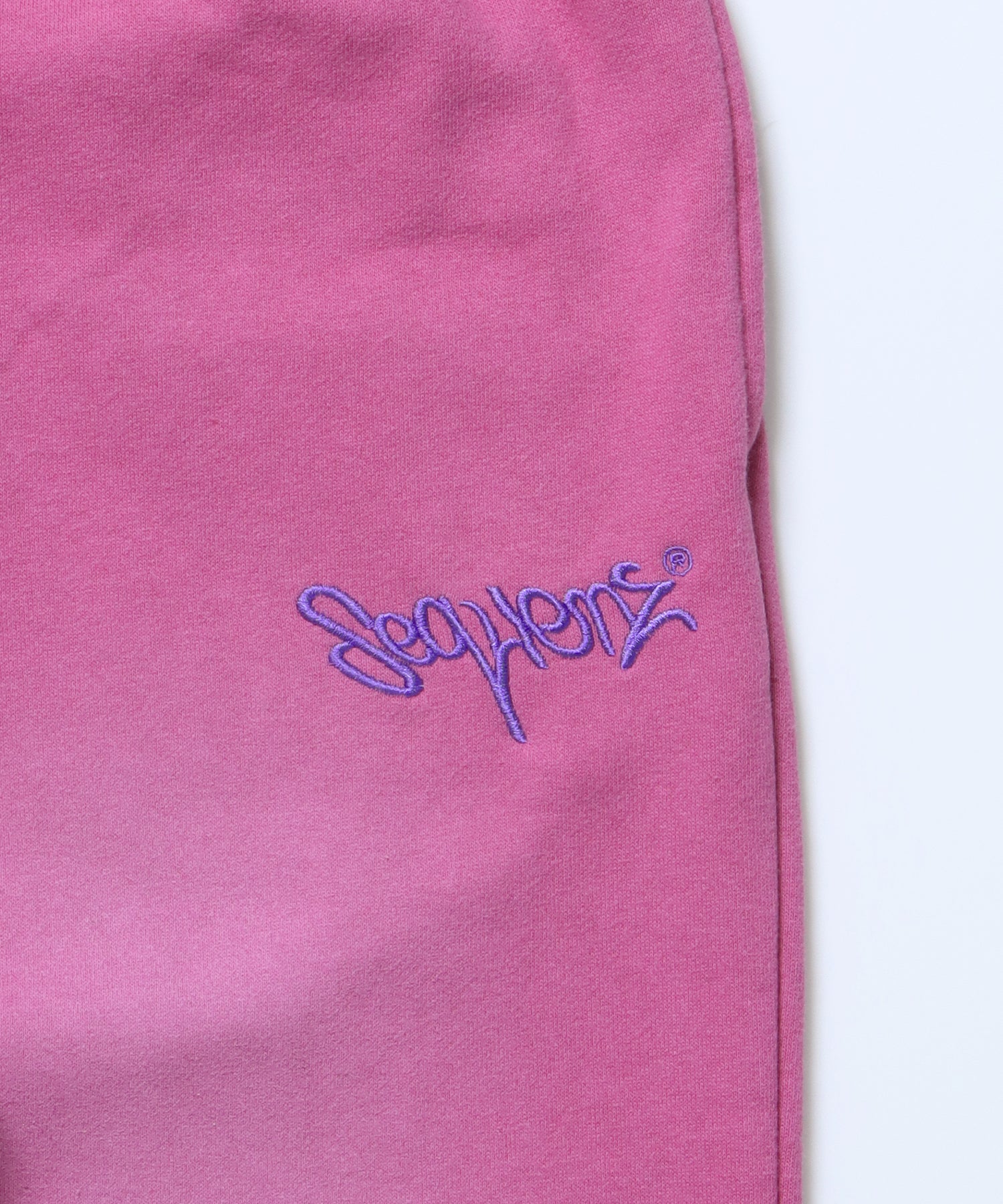 LOGO APPLIQUE SWEAT PANTS / フェード スウェット オーバーサイズ ヴィンテージライク 裏起毛 ピンク