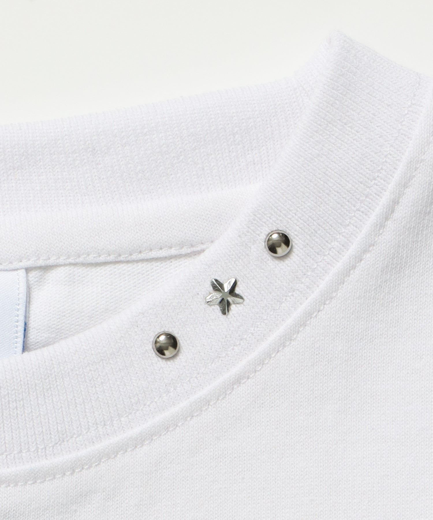sqnz logo babe tee / 半袖 ワンポイント レディース クルーネック ピチT ちびT へそ出し ホワイト