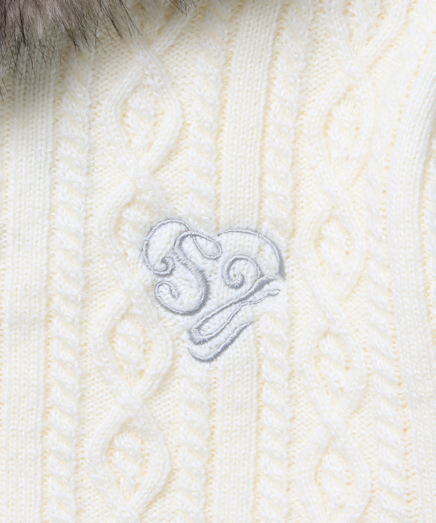 《一部予約商品》FUR CABLE KNIT ZIP-UP HOODIE / ニット ジップパーカー 刺繍 ファー ケーブルニット アイボリー