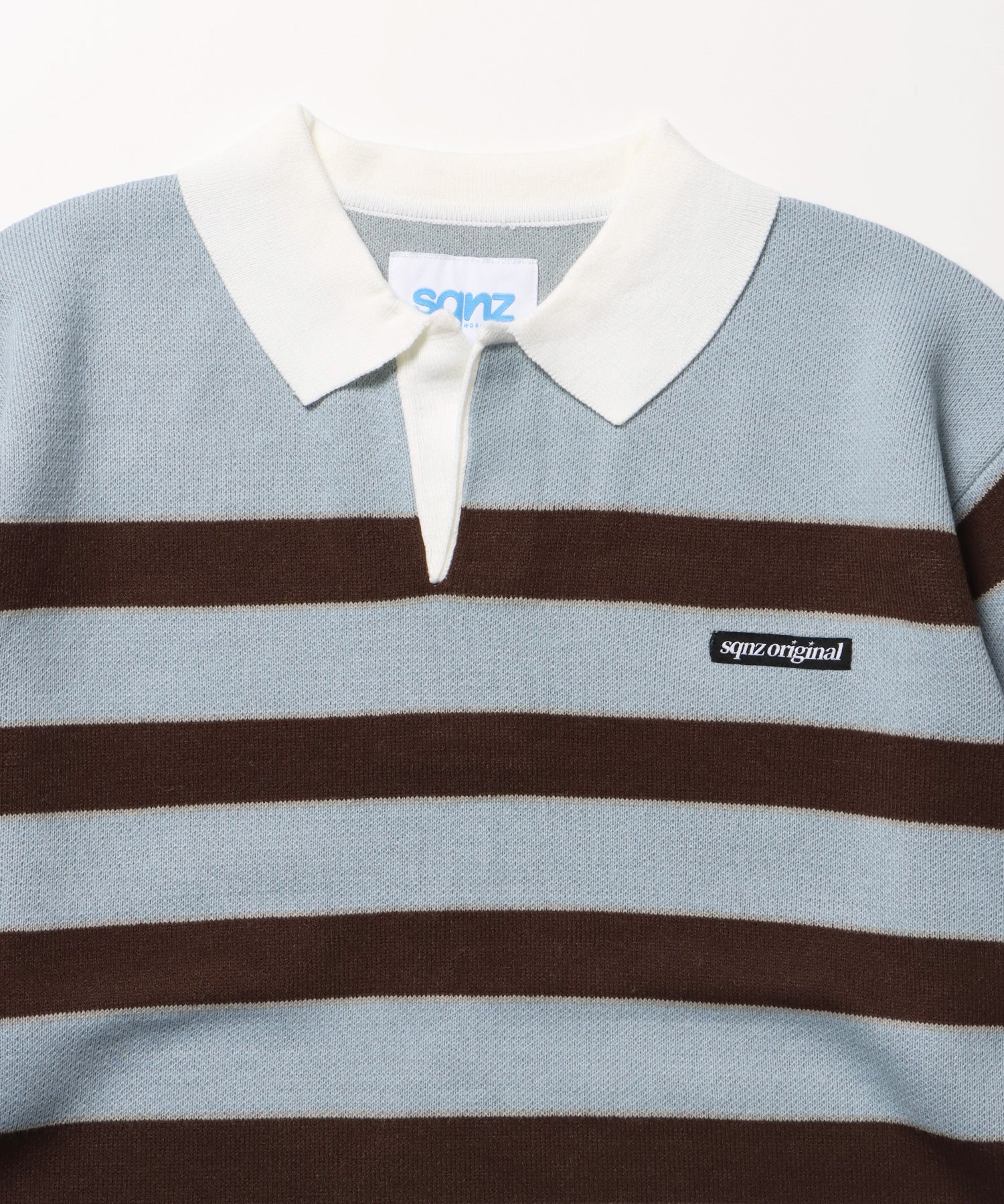 sqnz border knit / ボーダー ニット スキッパー 織ネーム ワンポイント ライトブルー