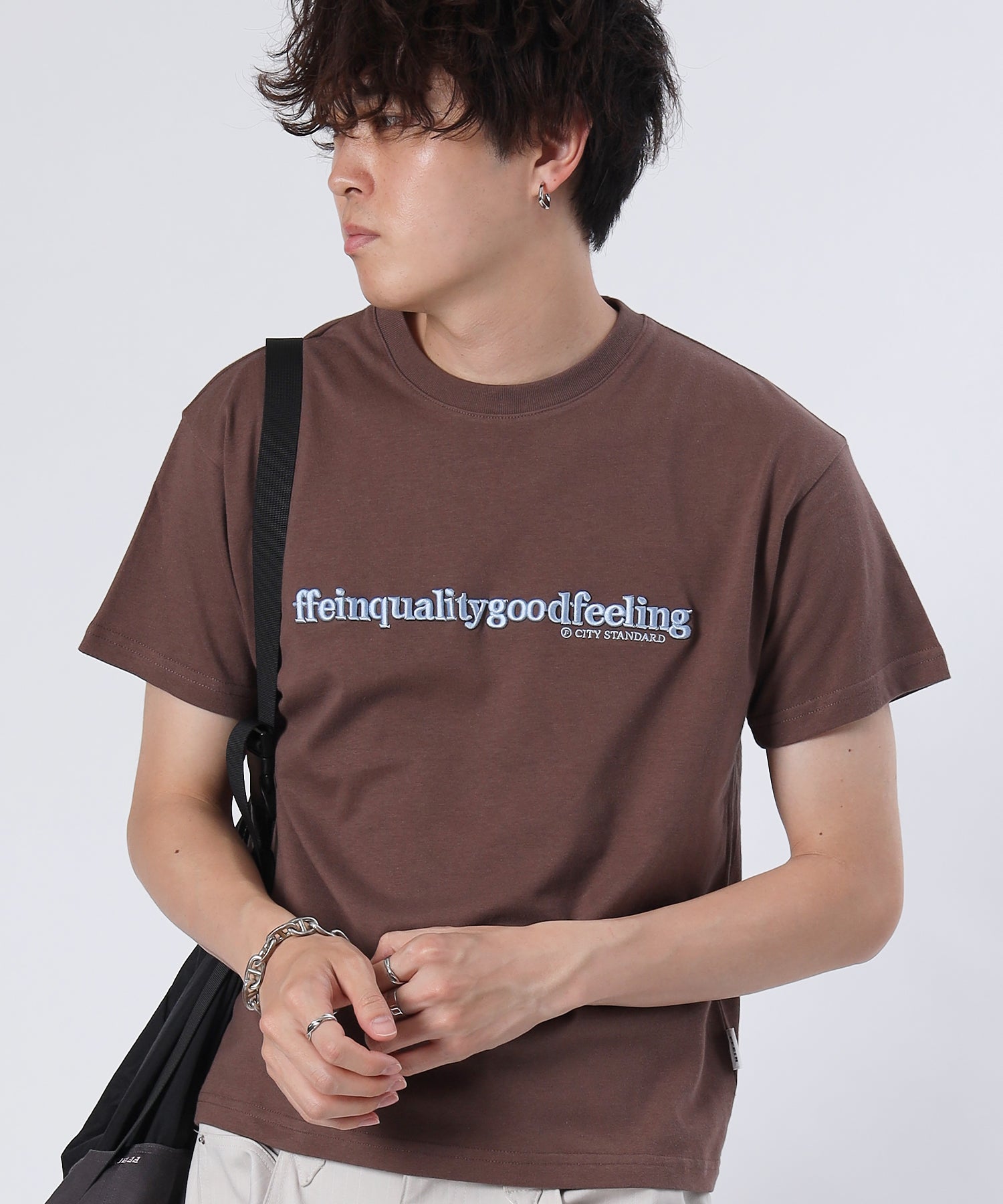 モデル:H178 Size:M モカ