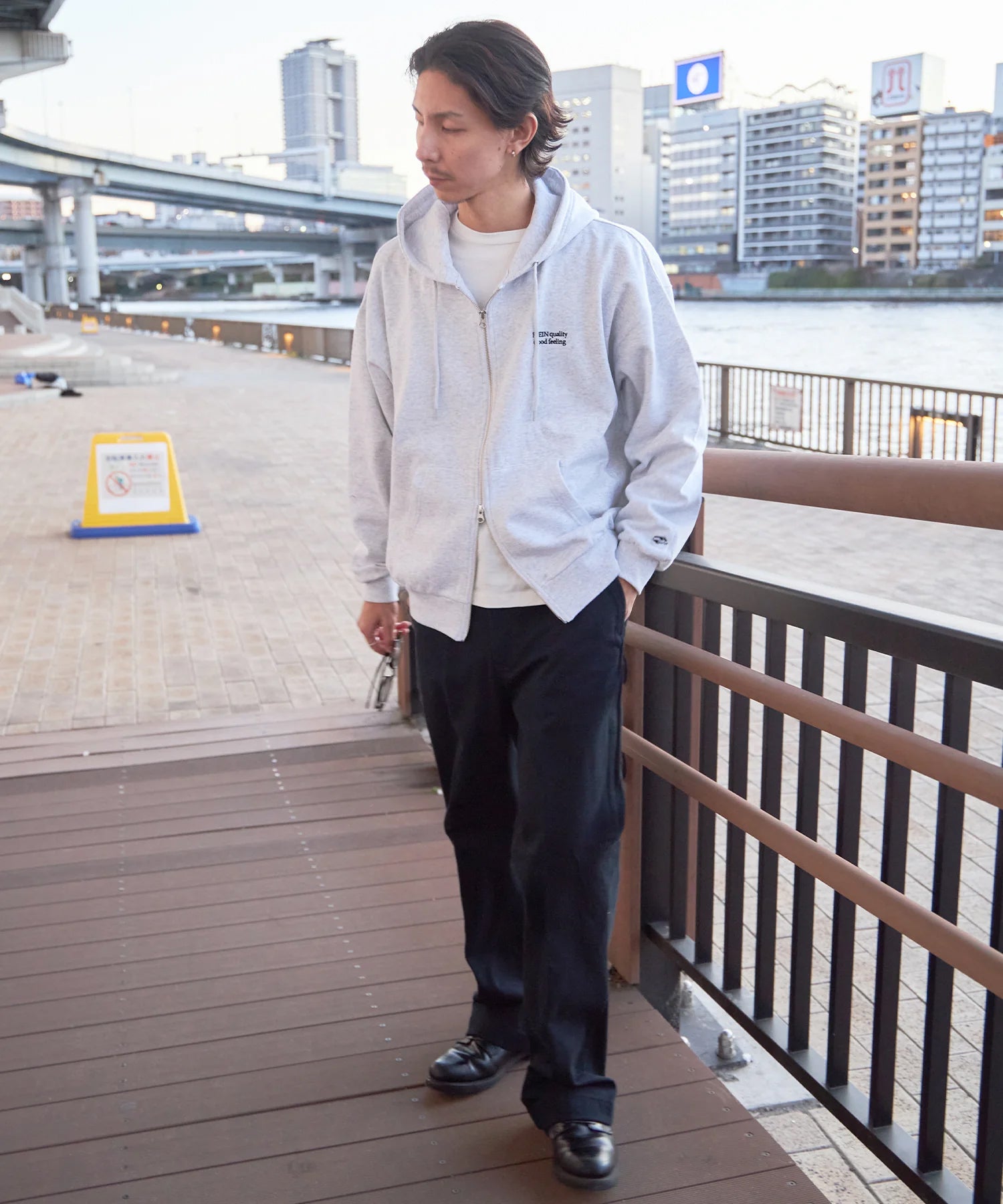 モデル:H177 Size:L アッシュグレー