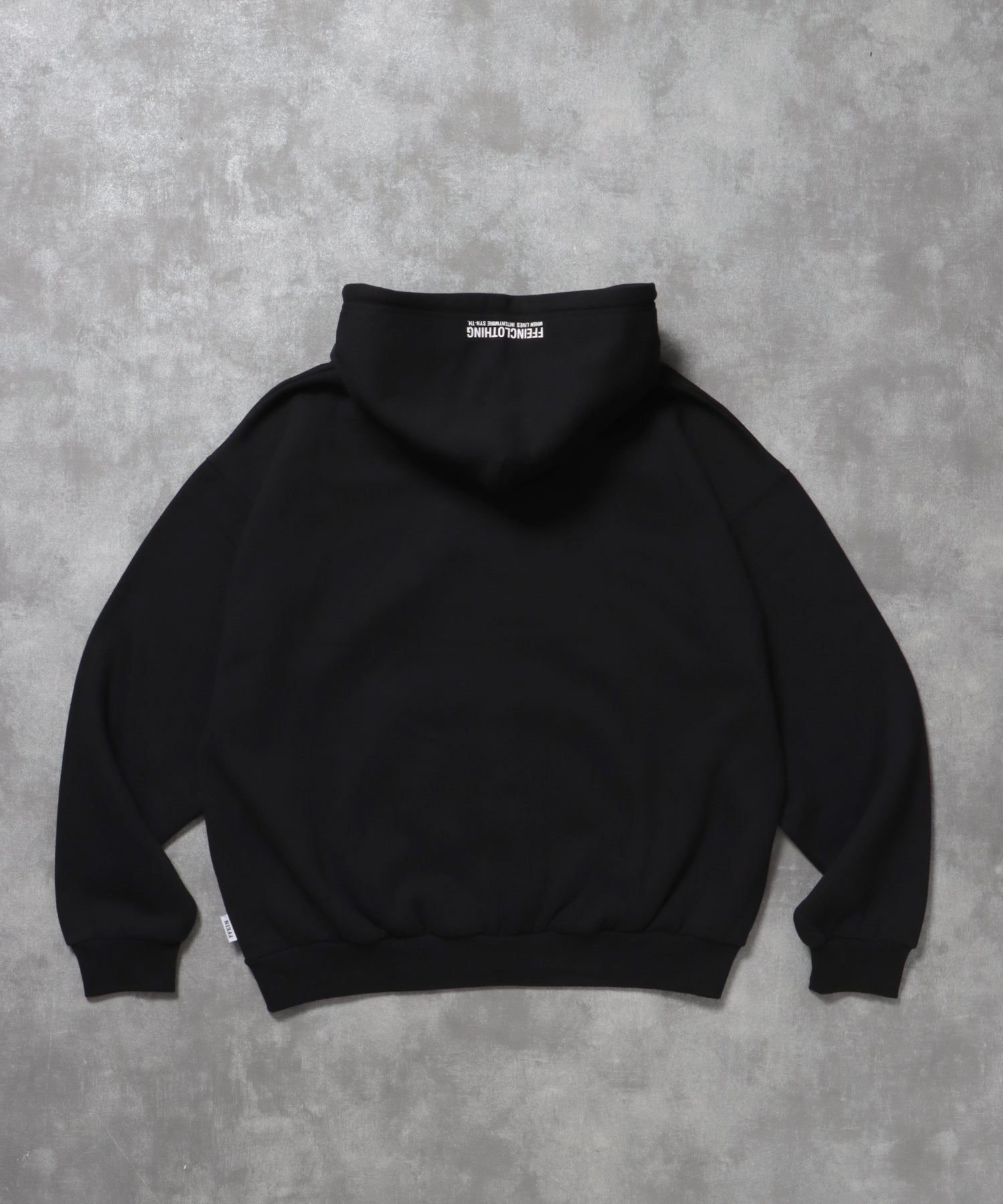 ヘビーウエイトぼかしロゴジップパーカー / パーカー 裏起毛 ジップ 刺繍 ロゴ フーディ ダブルジップ ブラック