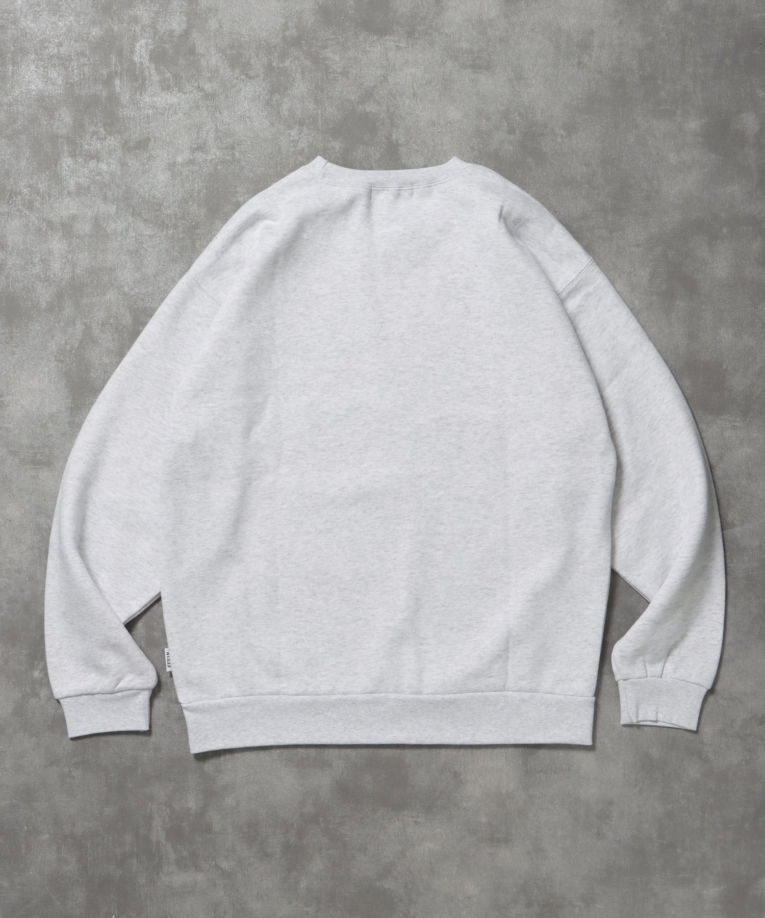 ヘビーウエイトセンターボカシロゴスウェット / 裏起毛 スウェット クルーネック ワンポイント プリント アッシュグレー