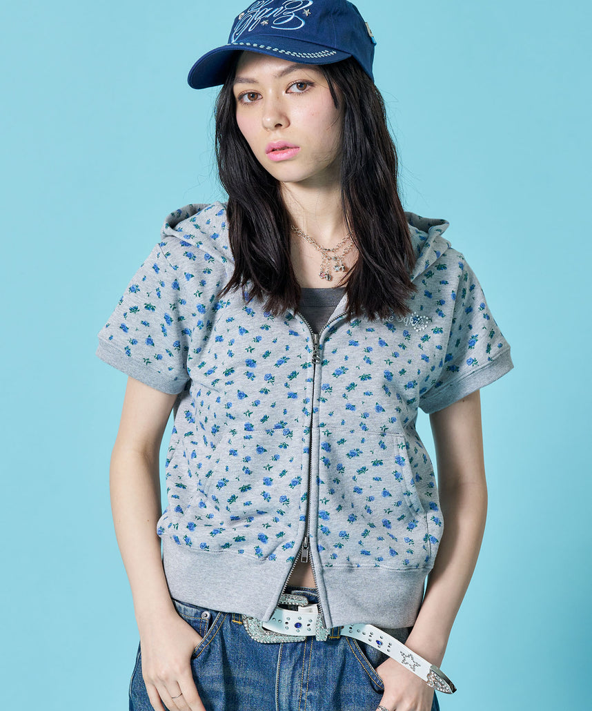 モデル:H163 Size:M 柄83
