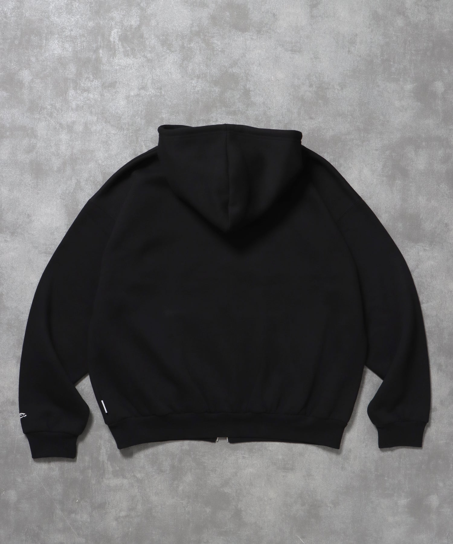 ヘビーウエイトセンターロゴ刺繍ZIPパーカー / パーカー 裏起毛 ジップ 刺繍 ロゴ フーディ バブルジップ ブラック