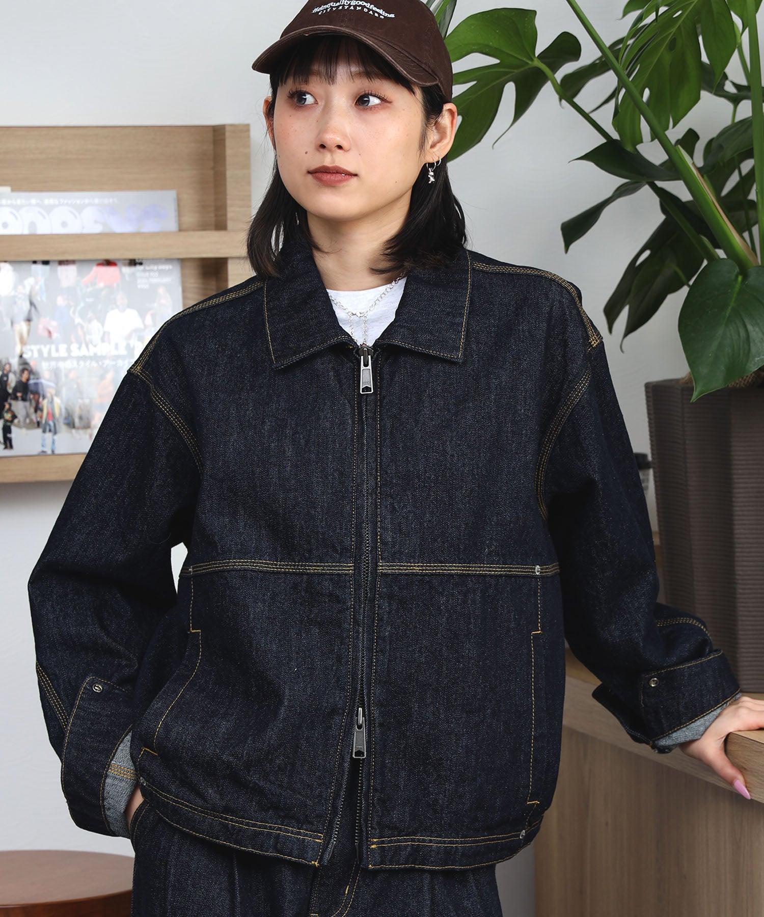 モデル:H163 Size:M ネイビー