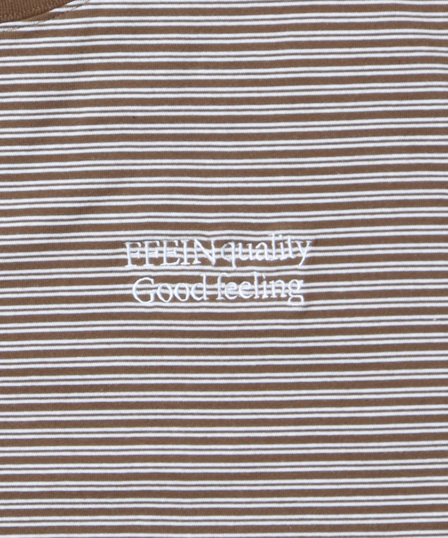 ロゴ刺繍マルチボーダー半袖Tシャツ ブラウン