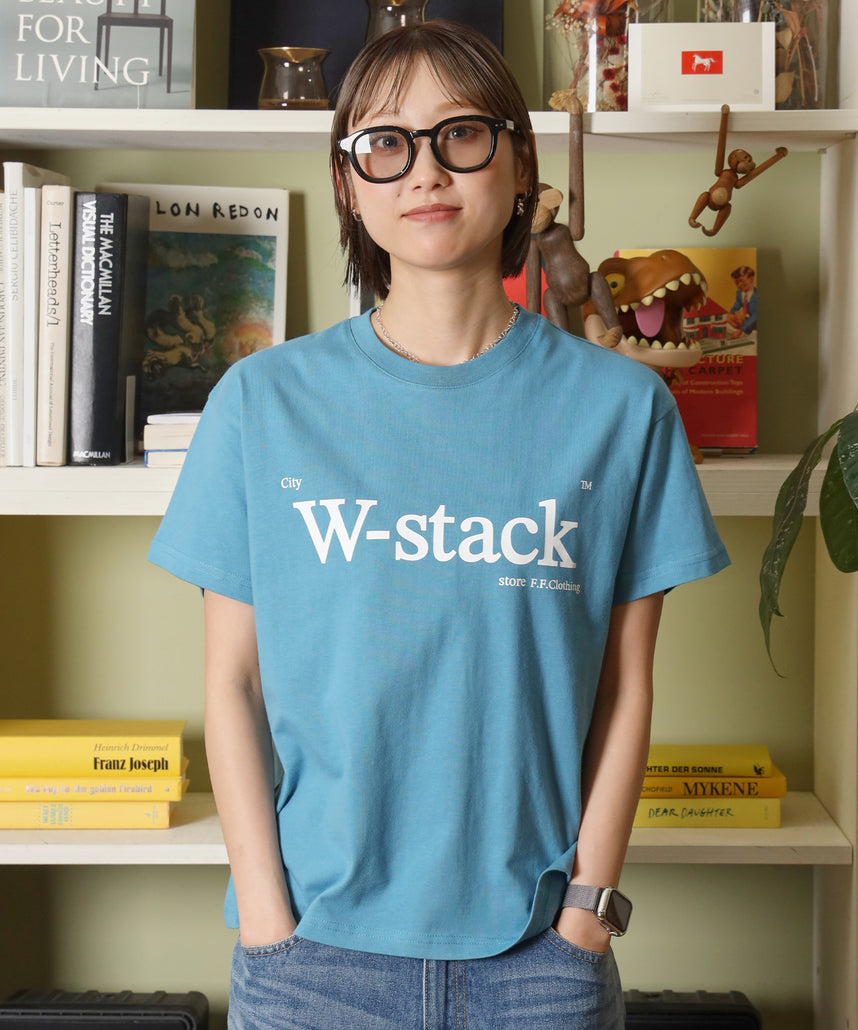 ユニバーサルロゴショート丈Tシャツ/ Tシャツ クルーネック 半袖 プリント 刺繍 チェック 【短丈】 サックスブルー