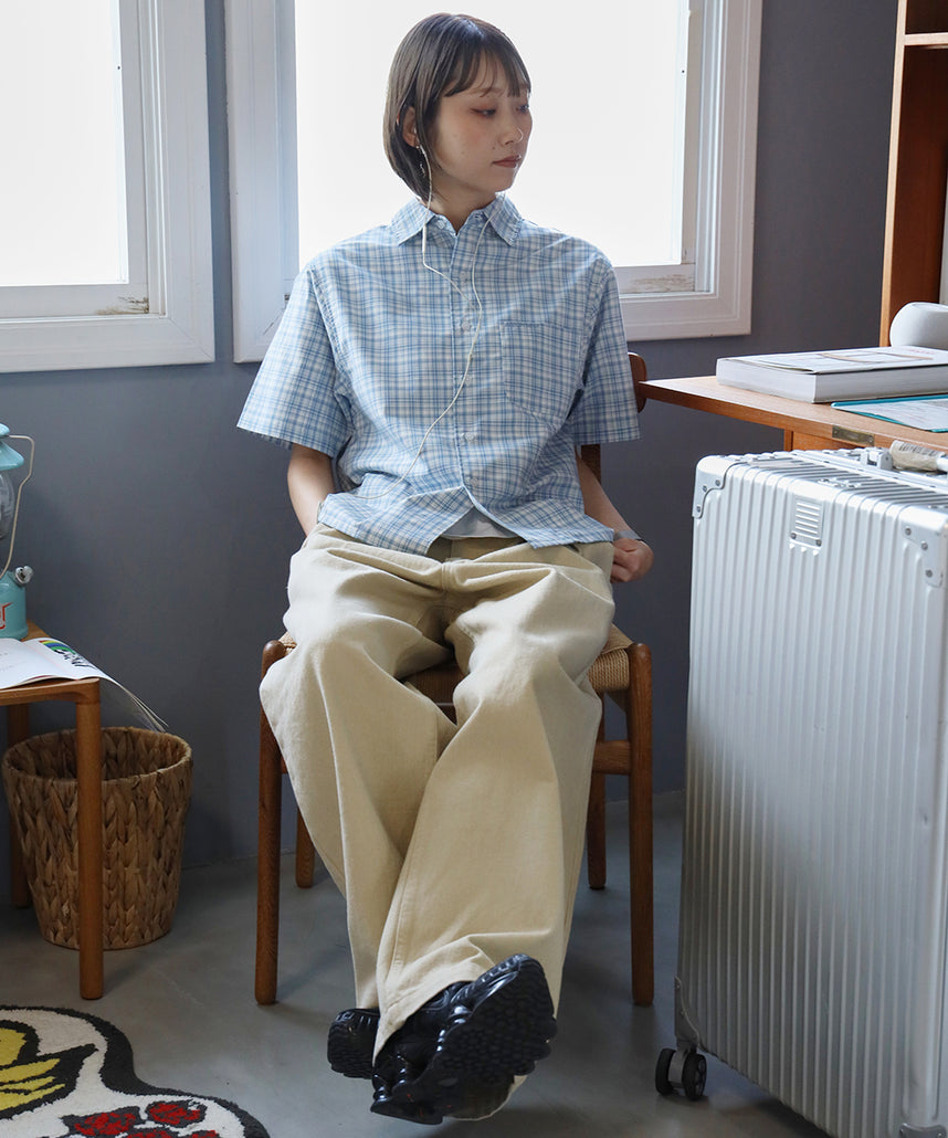 モデル:H163 Size : XS ライトブルー