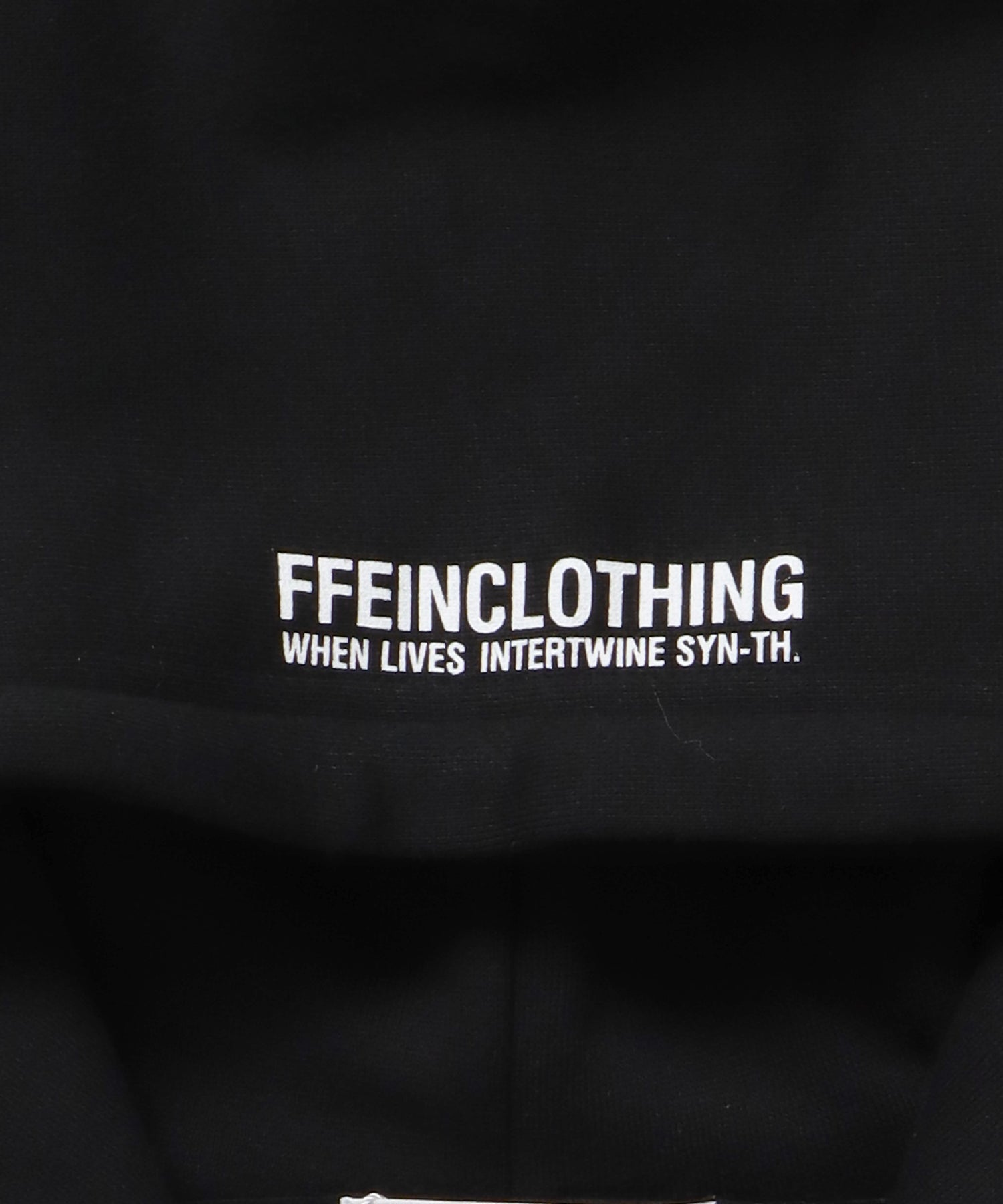 ヘビーウエイトぼかしロゴジップパーカー / パーカー 裏起毛 ジップ 刺繍 ロゴ フーディ ダブルジップ ブラック