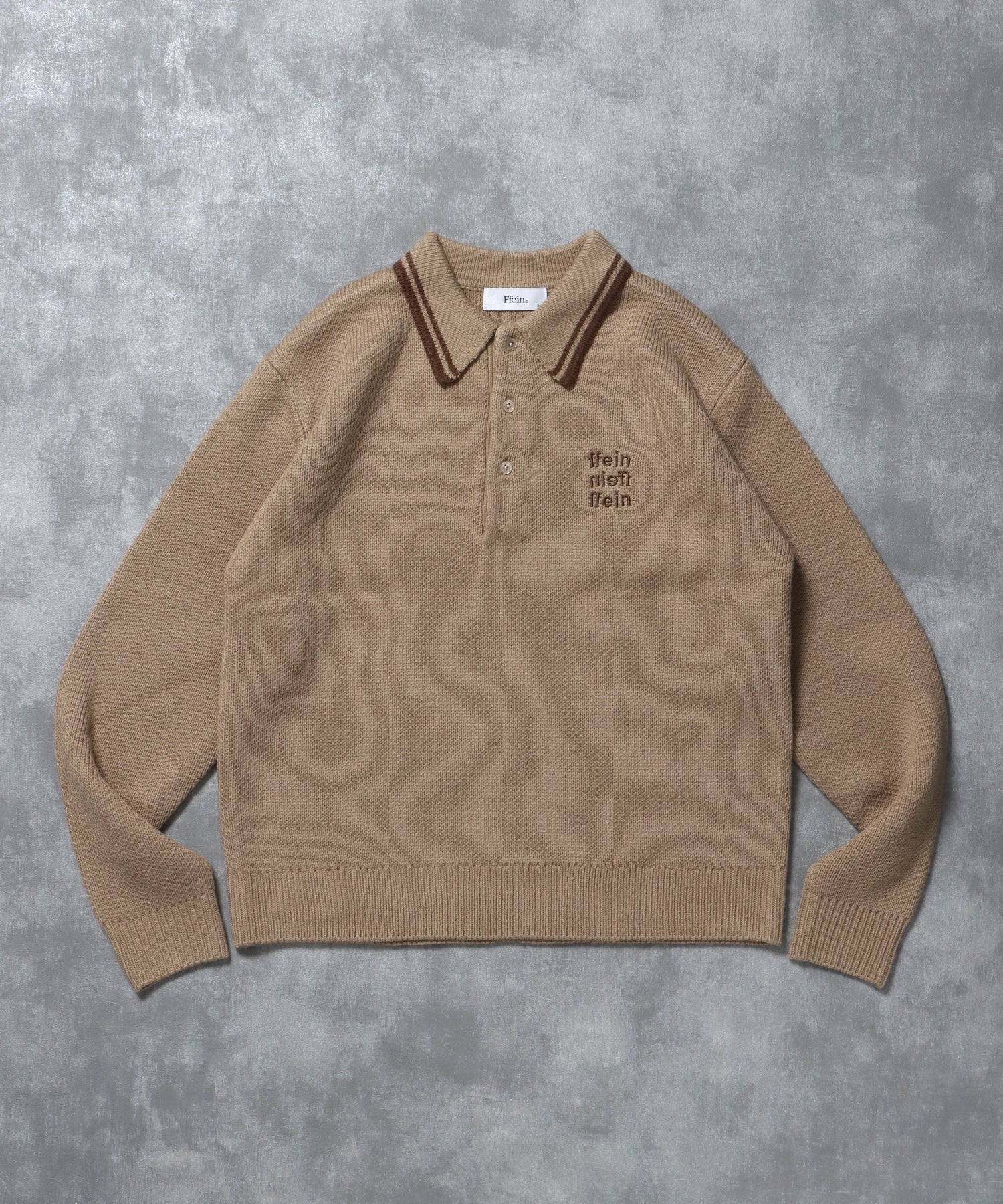 三段ロゴアソート襟ポロニット / ポロシャツ ニット ボーダー 刺繍 ワンポイント ベージュ