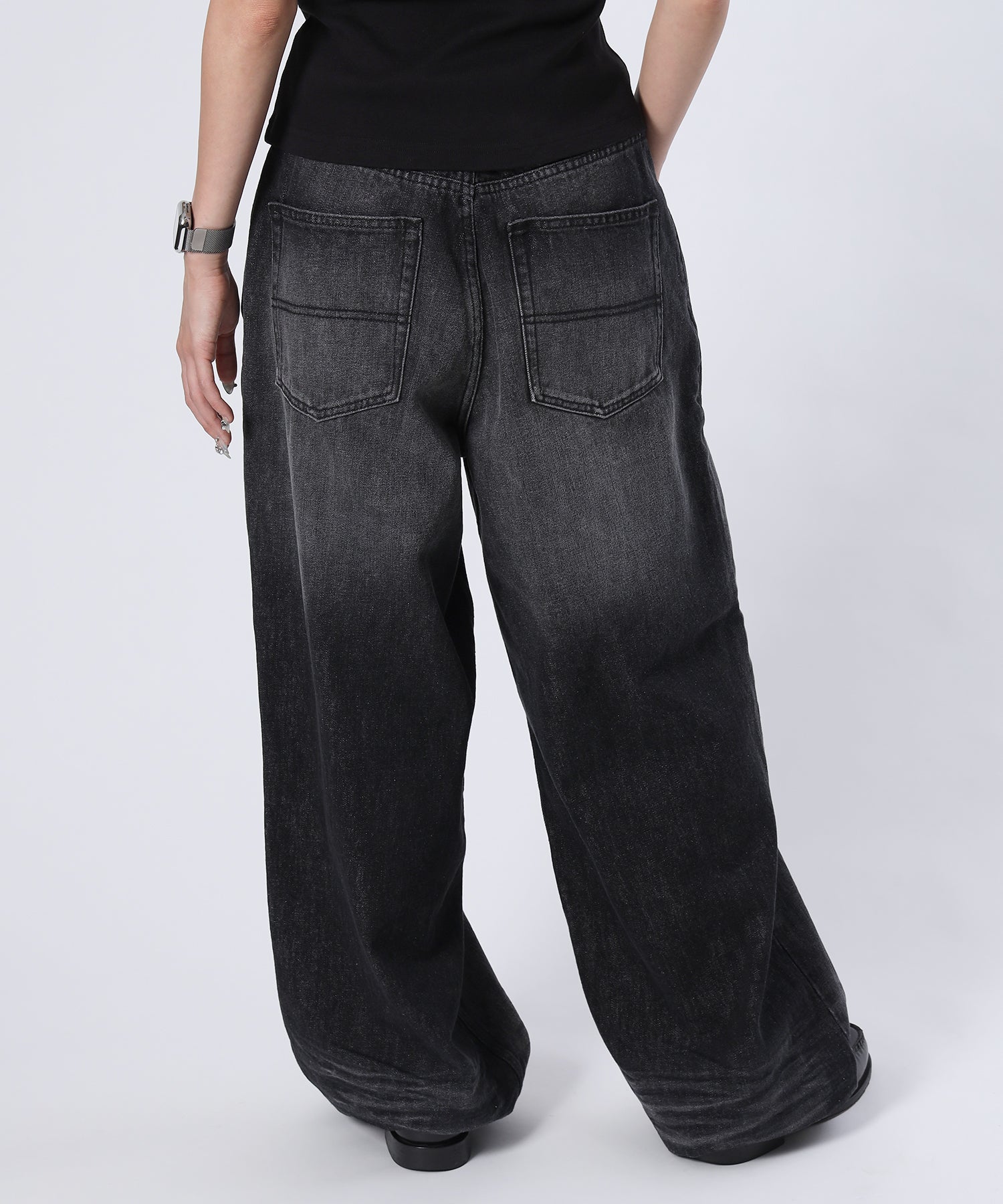 モデル:H163 Size:M ブラック