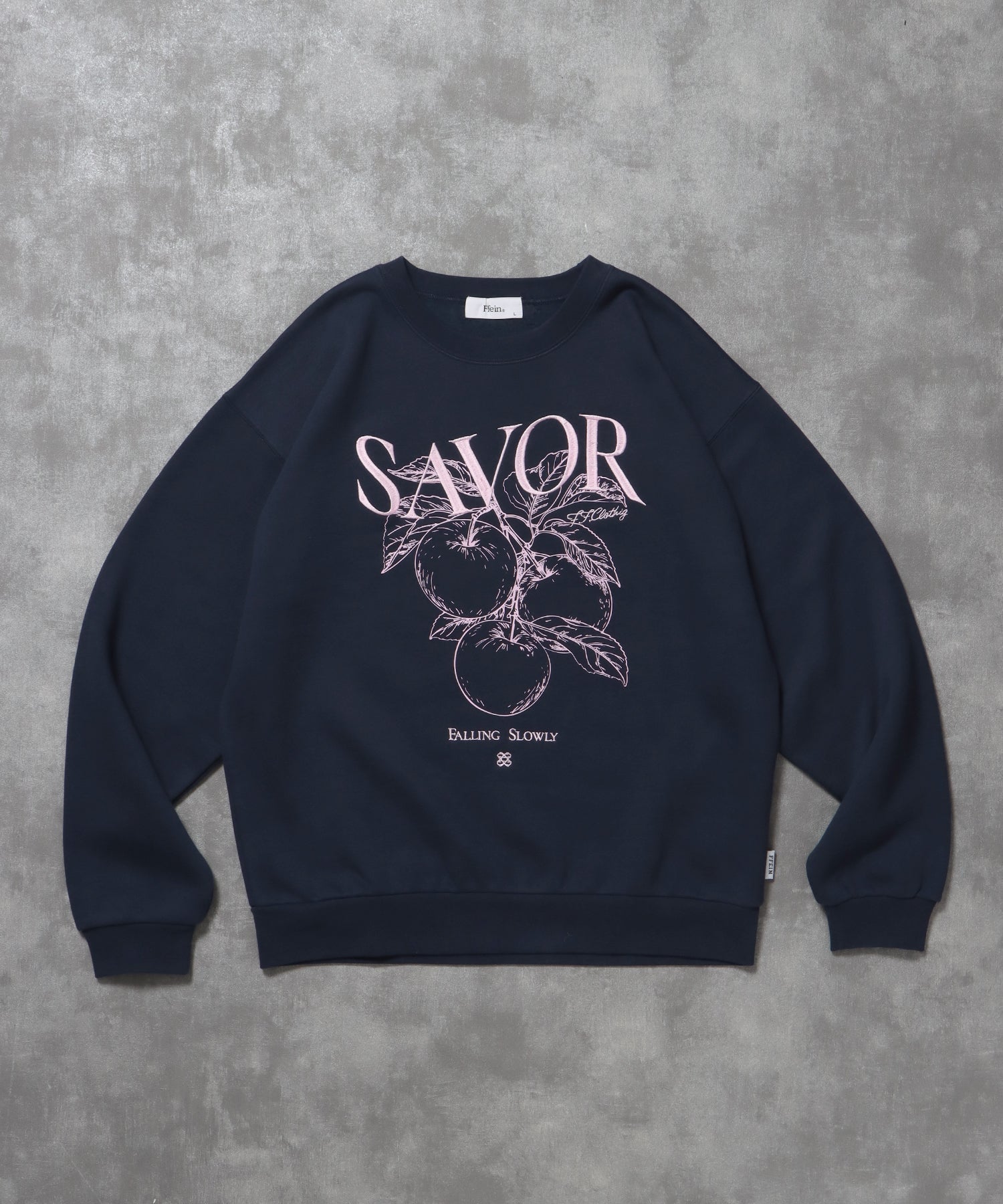 ヘビーウエイトフルーツロゴスウェット / スウェット トレーナー 刺繍 裏起毛 クルーネック 柄81