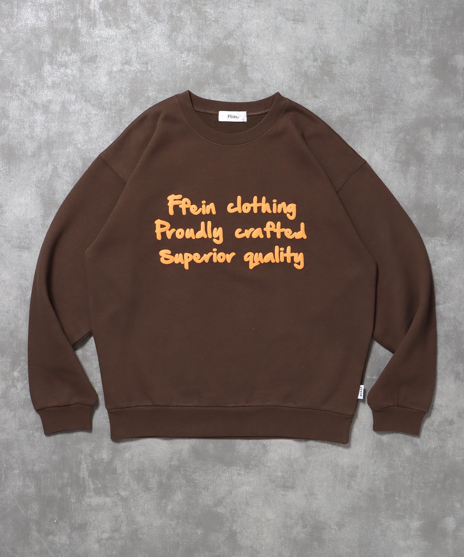 ヘビーウエイト手書き風ロゴスウェット / 裏起毛 スウェット クルーネック ワンポイント プリント ブラウン