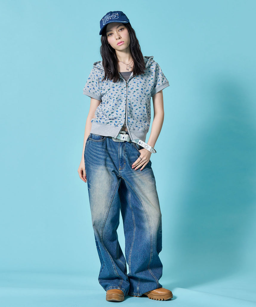 モデル:H163 Size:M 柄83