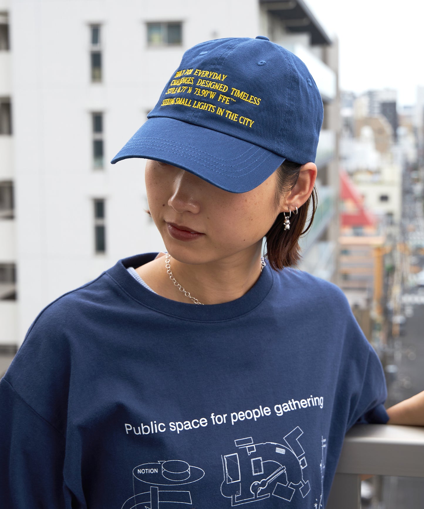 英字メッセージ刺繍キャップ / 深めキャップ  ネイビー