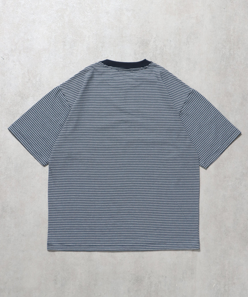 ロゴ刺繍マルチボーダー半袖Tシャツ ネイビー