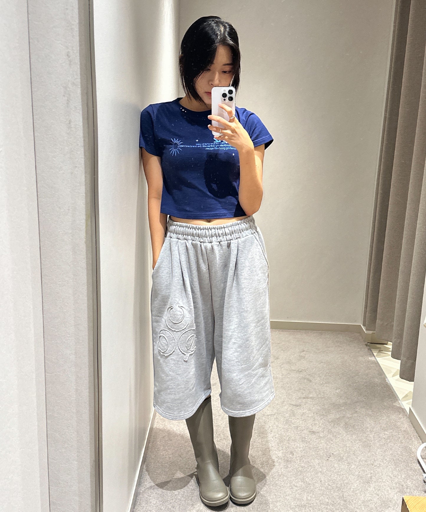 モデル:H164 W54 Size:S