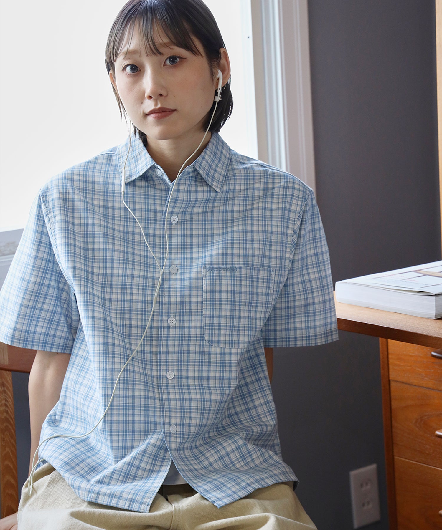 モデル:H163 Size : XS ライトブルー