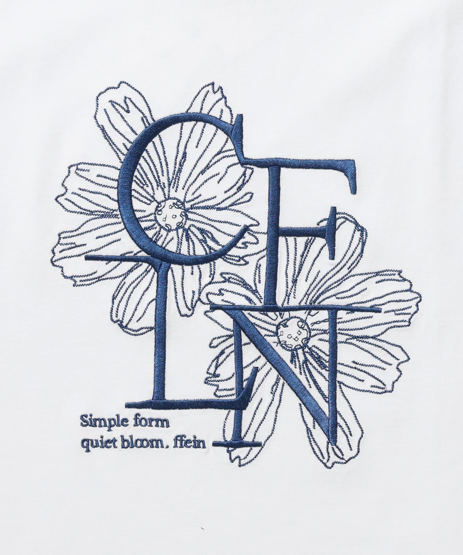 フラワー刺繍ロゴショート丈Tシャツ / Tシャツ クルーネック 半袖 刺繍 花柄 【短丈】 ホワイト