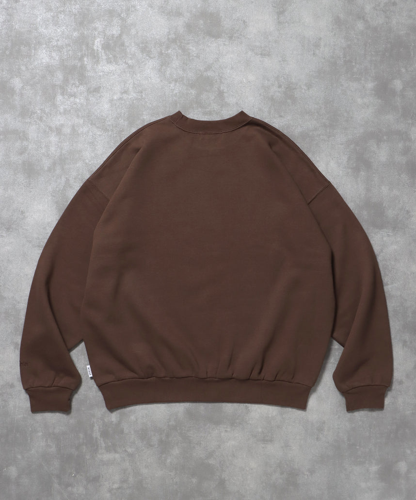 ワンポイントロゴプルオーバースウェット / 刺繍 ワンポイント シンプル ノームコア 綺麗目 シティガール シティボーイ 裏起毛 ブラウン