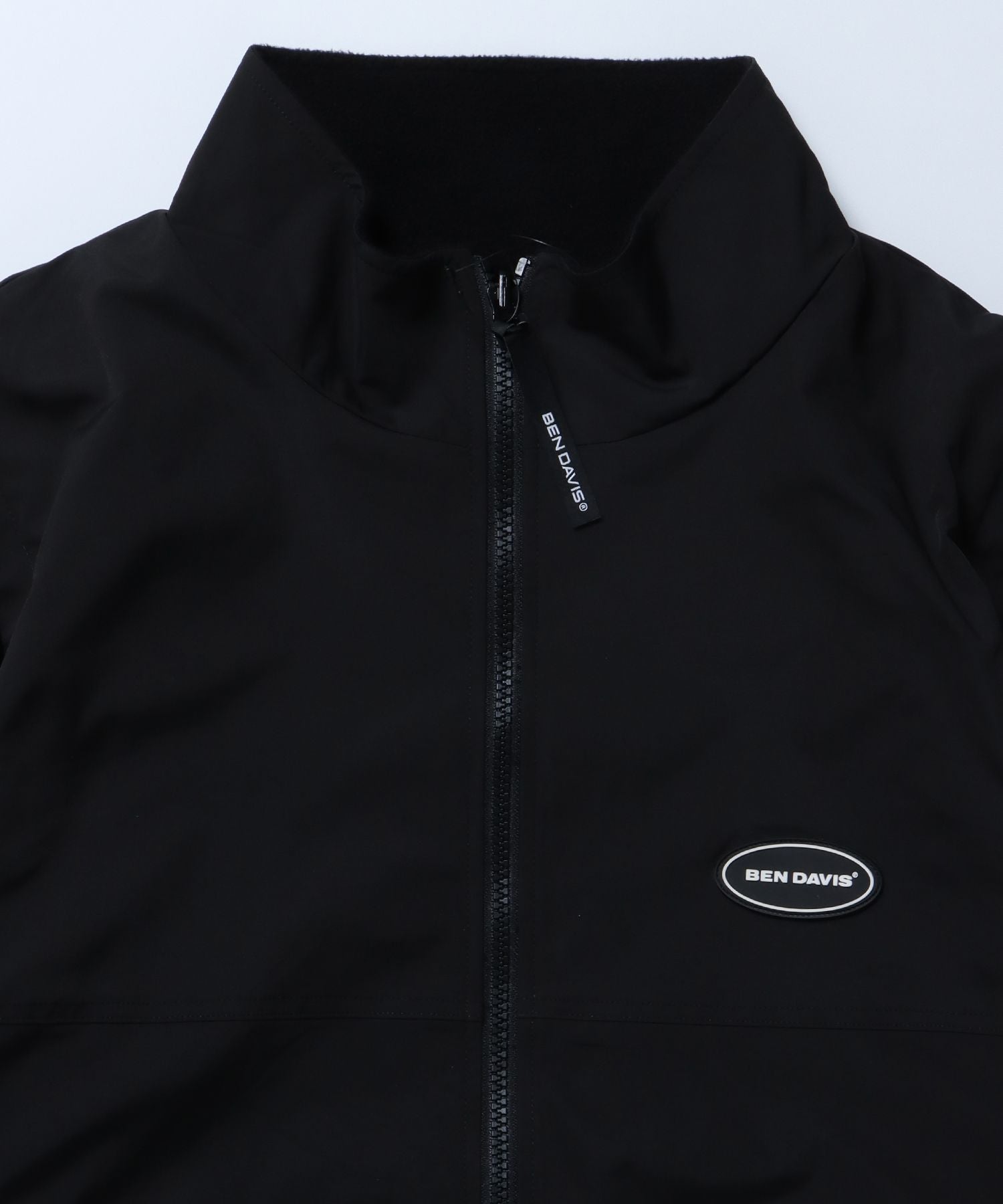 【BEN DAVIS(ベンデイビス)】 4WAY STAND COLLAR JACKET / 4WAY スタンド フリース ロゴ 刺繍 ベスト ジャケット ブラック