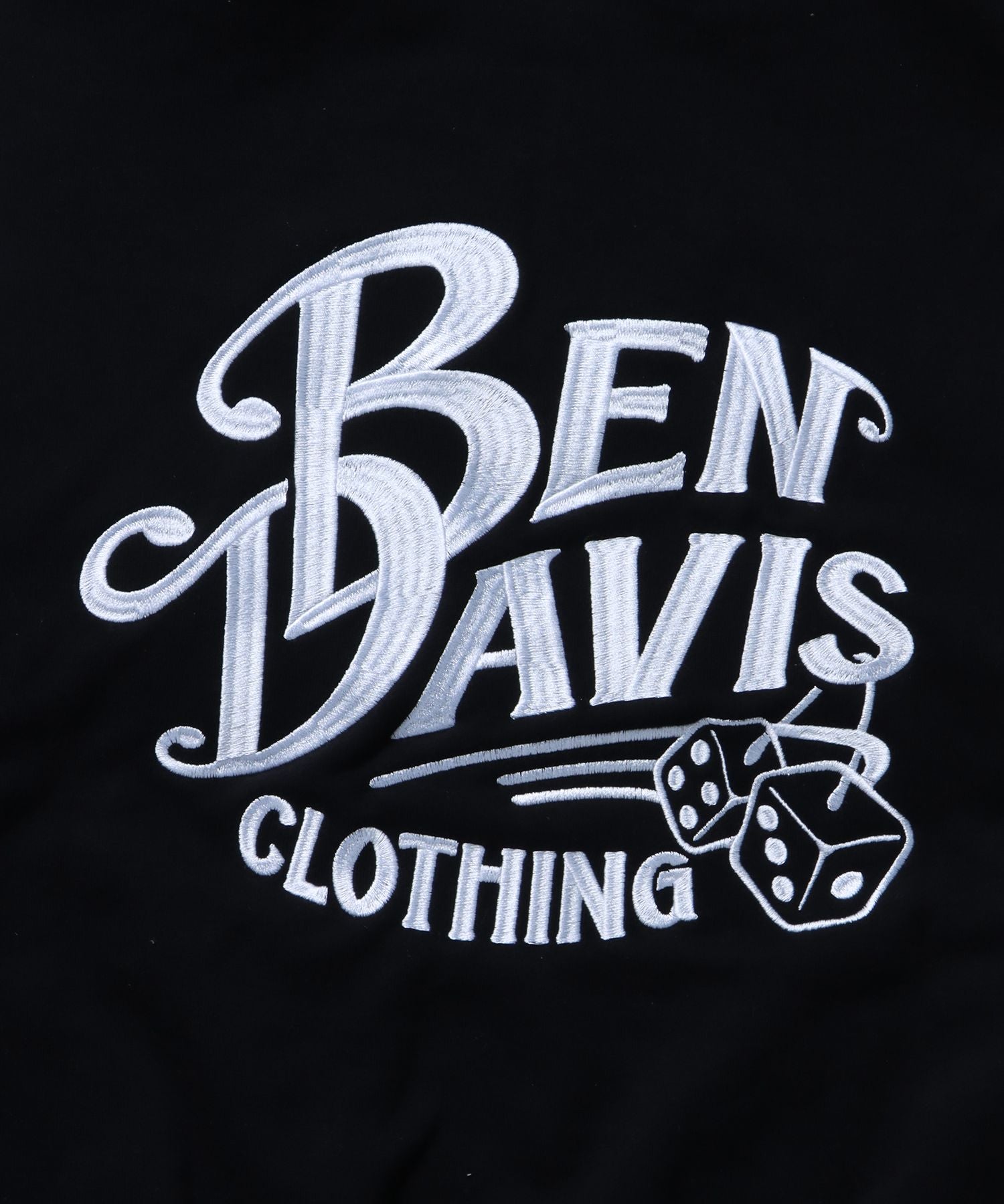 【BEN DAVIS(ベンデイビス)】 CLASSIC LOGO HALF ZIP HOODIE / 刺繍 アメリカ ロゴ ハーフジップ スウェット パーカー フーディー ブラック