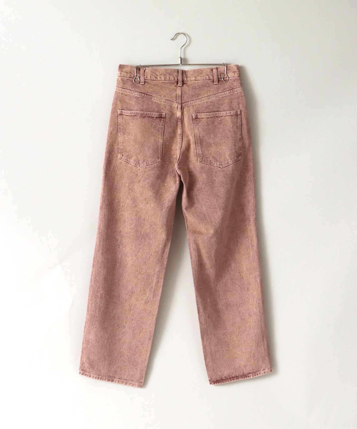 【FFEIN(フェイン)】 ケミカルウォッシュタックデニムパンツ ピンク