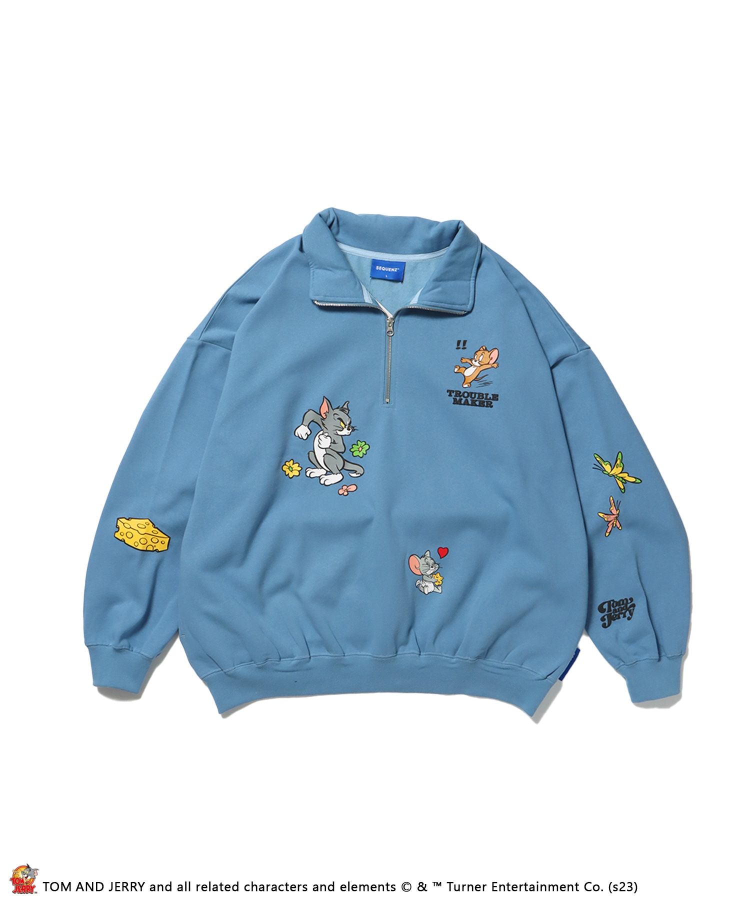 【SEQUENZ】TOM and JERRY CHASE HALF ZIP SWEAT / トムとジェリー ストリート 古着風 ロゴ ペアコーデ プルオーバー バーフジップ ターコイズブルー