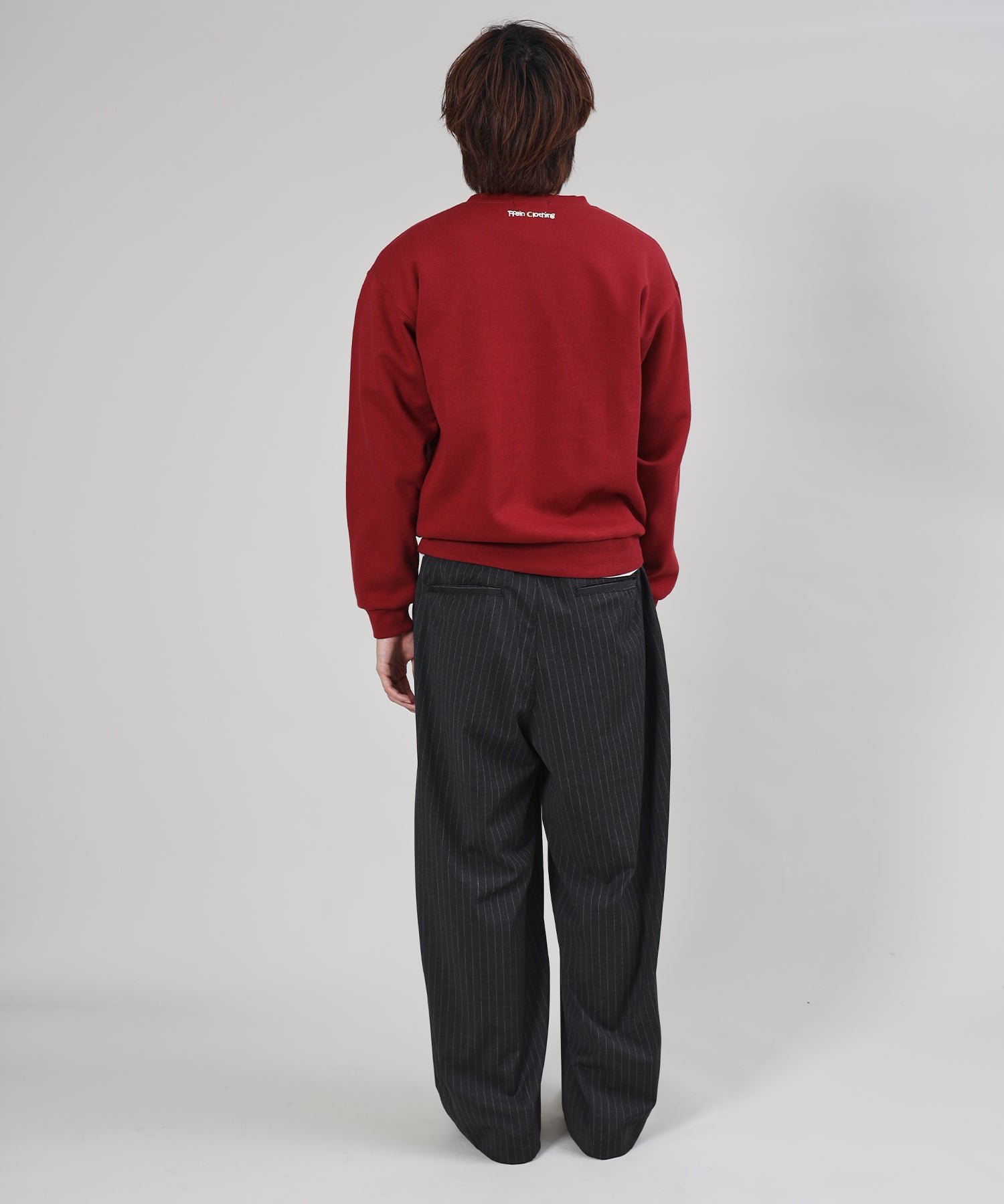 モデル:H178 Size : L ワイン