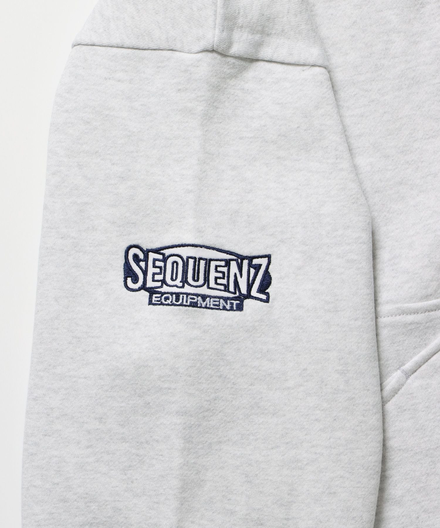 90s 1/2 ZIP SWEAT / 裏起毛 オーバーサイズ プルオーバー スウェット ルーズシルエット ハーフジップ 刺繍 ポケット ジップアップ セットアップ アイボリー ≪SET UP着用可能≫