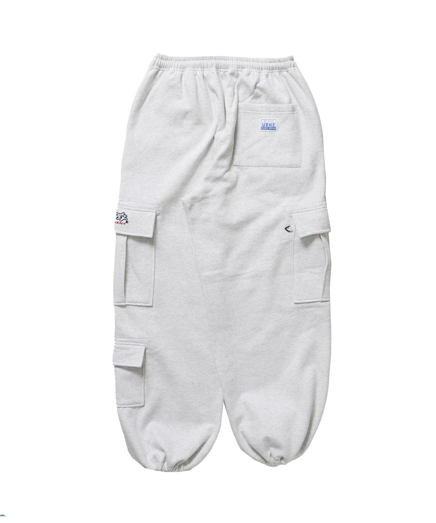 【SEQUENZ】 90s UTILITY CARGO SWEAT PANTS / ロゴ 刺繍 カーゴ ポケット スウェット パンツ ドローコード ブランドネーム ワイドシルエット アイボリー